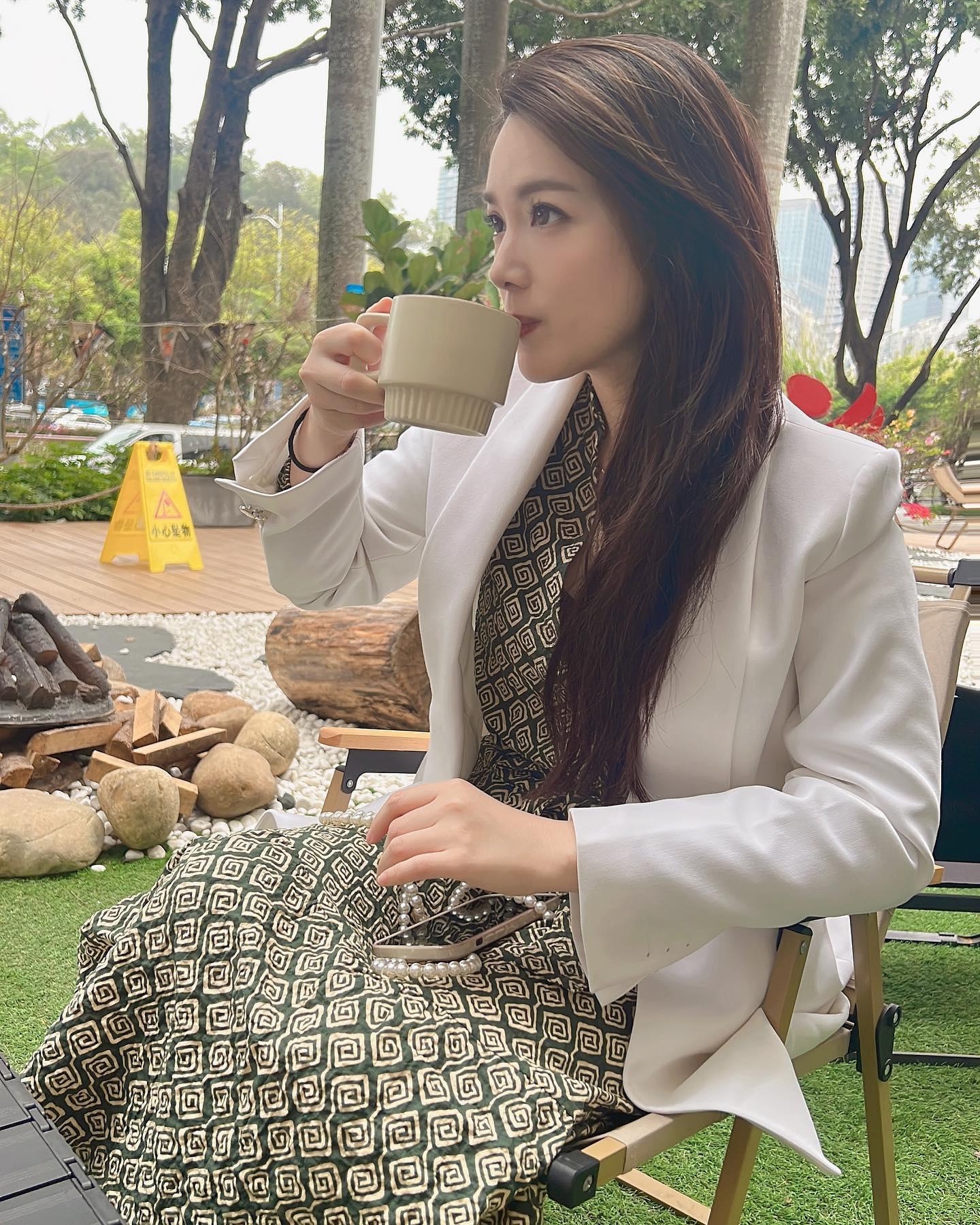 苟芸慧不時更新IG及小紅書