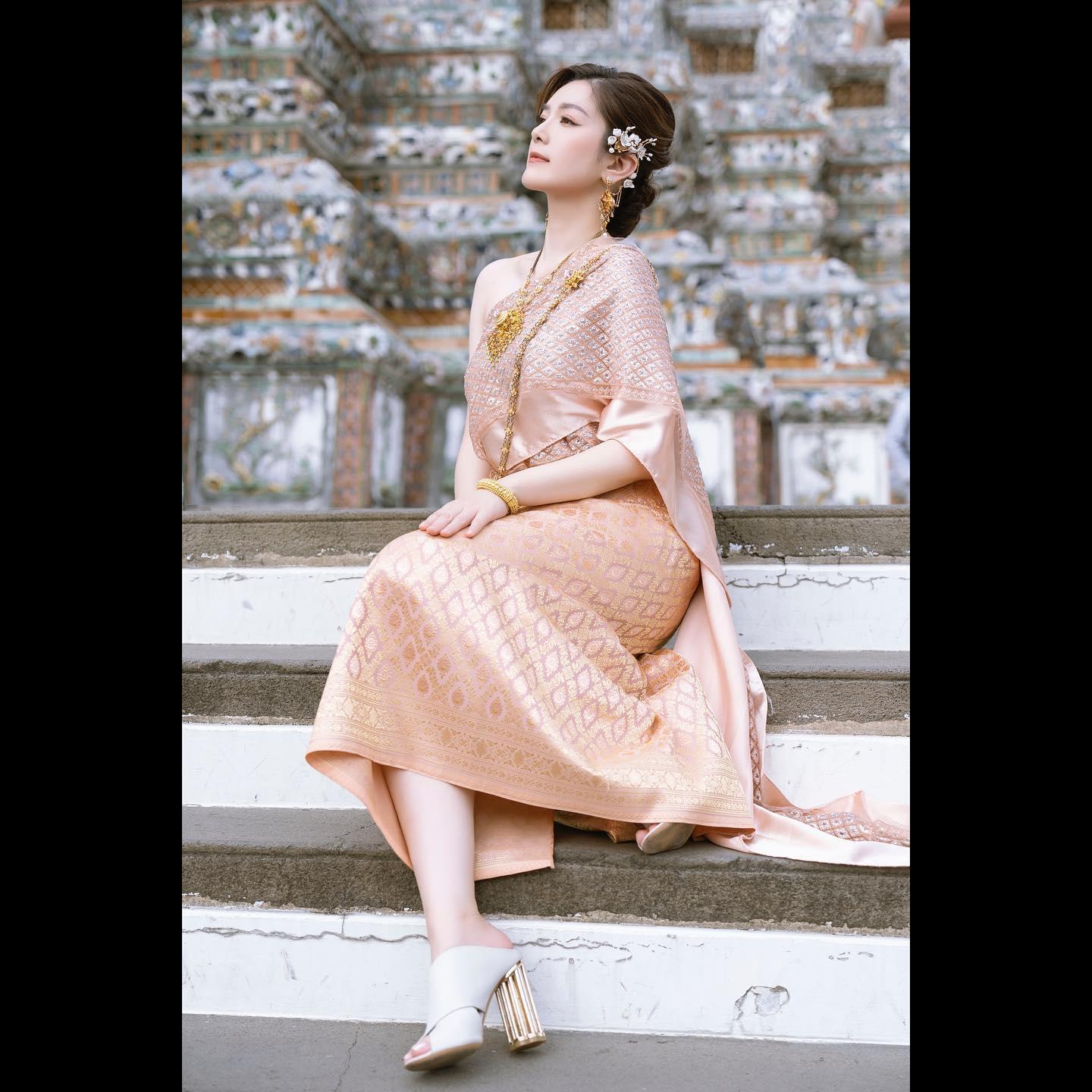 苟芸慧不時更新IG及小紅書