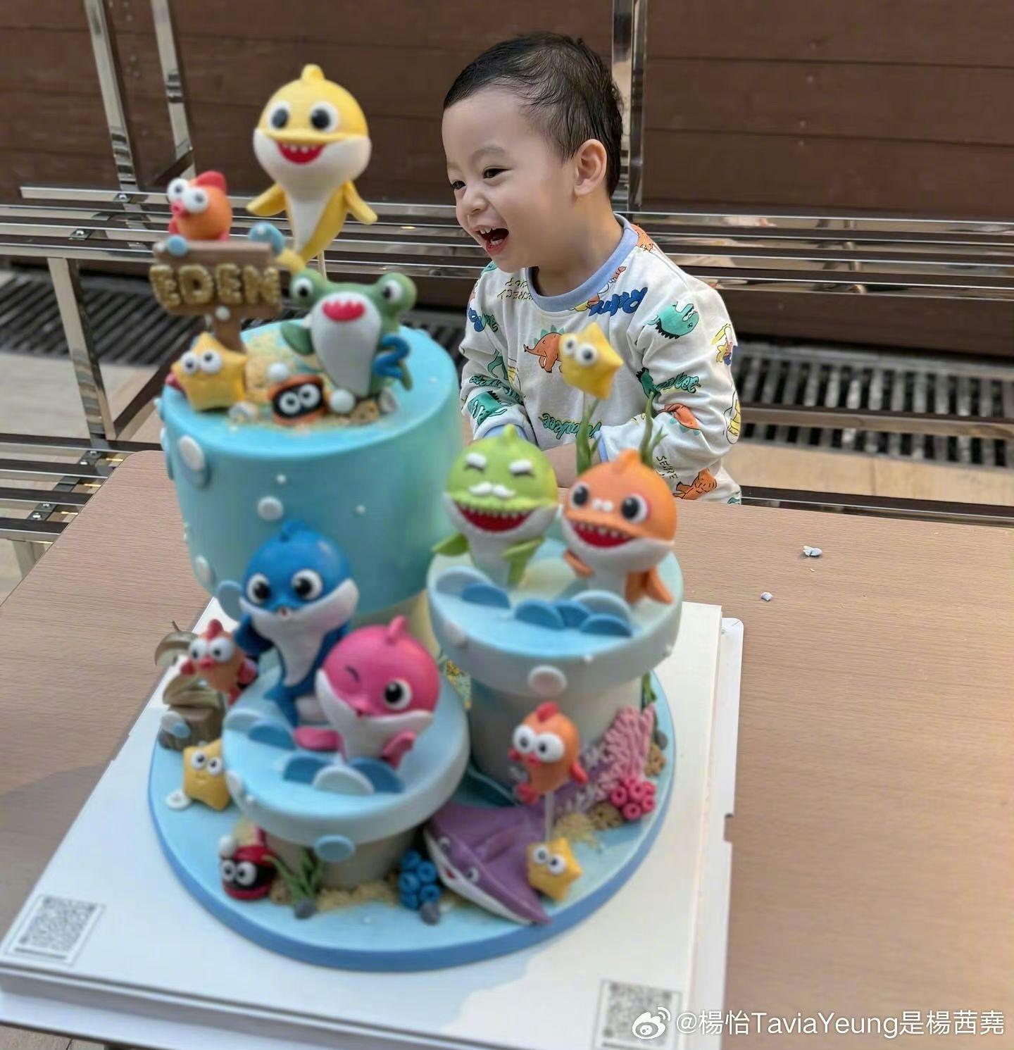 楊茜堯為囝囝Eden慶祝兩歲生日,特別準備卡通造型蛋糕。