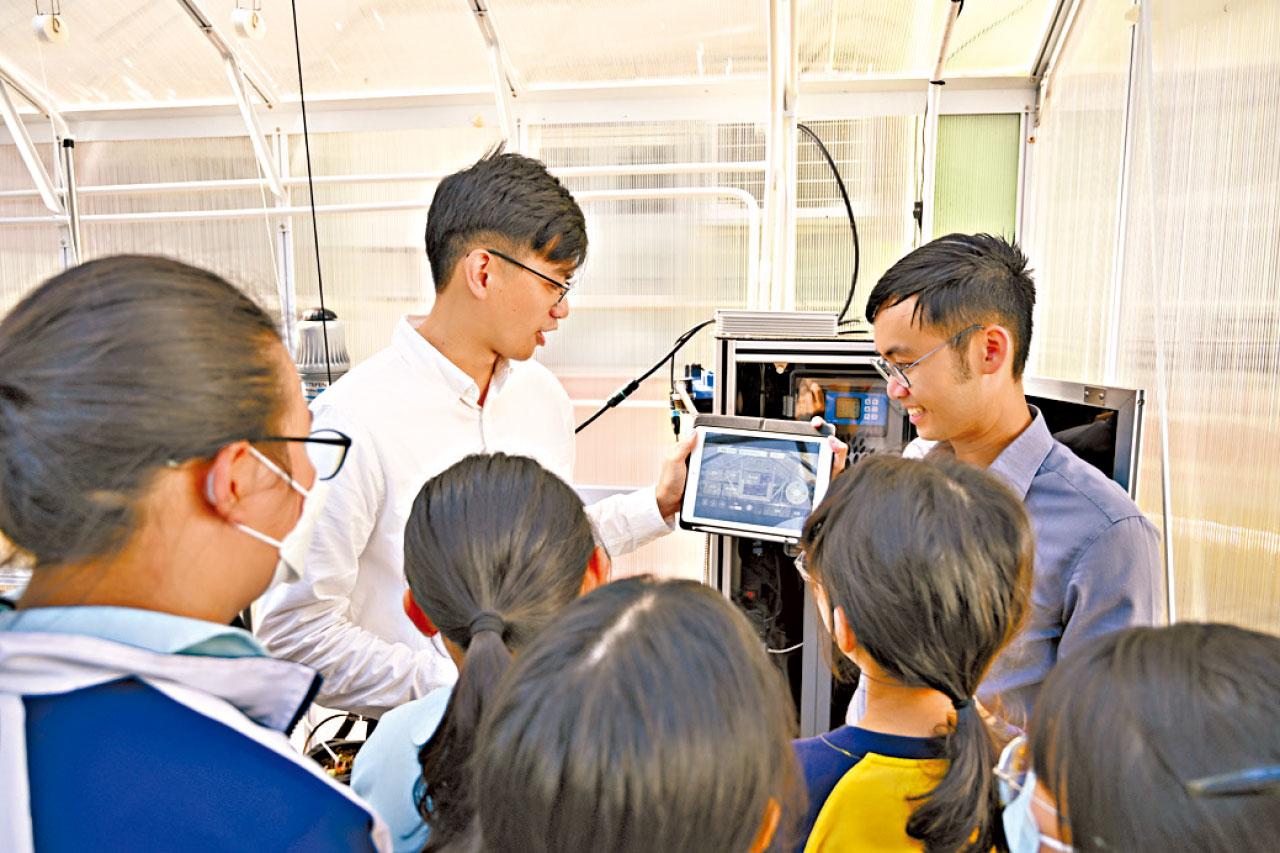 5G天氣儀 西貢崇真天主教學校