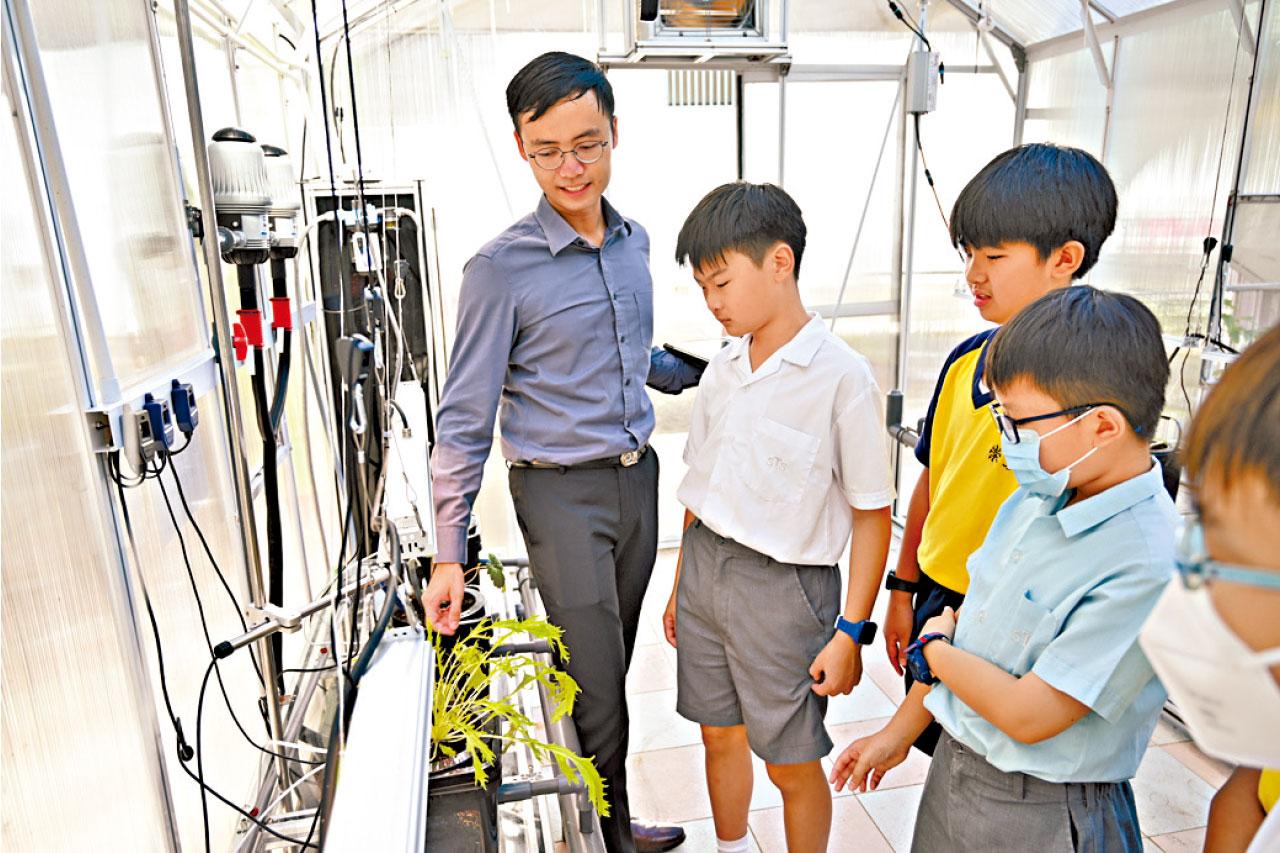 5G天氣儀 西貢崇真天主教學校