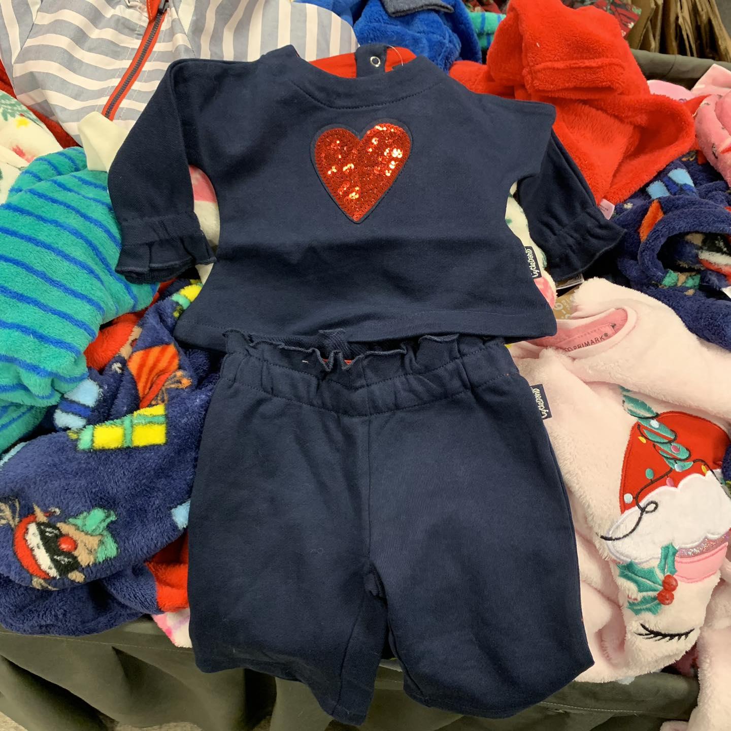 聖誕節開倉|鞋履便服 ‧ 童裝玩具‧ 兒童圖書、酒減價(Harbour City Bazaar IG)