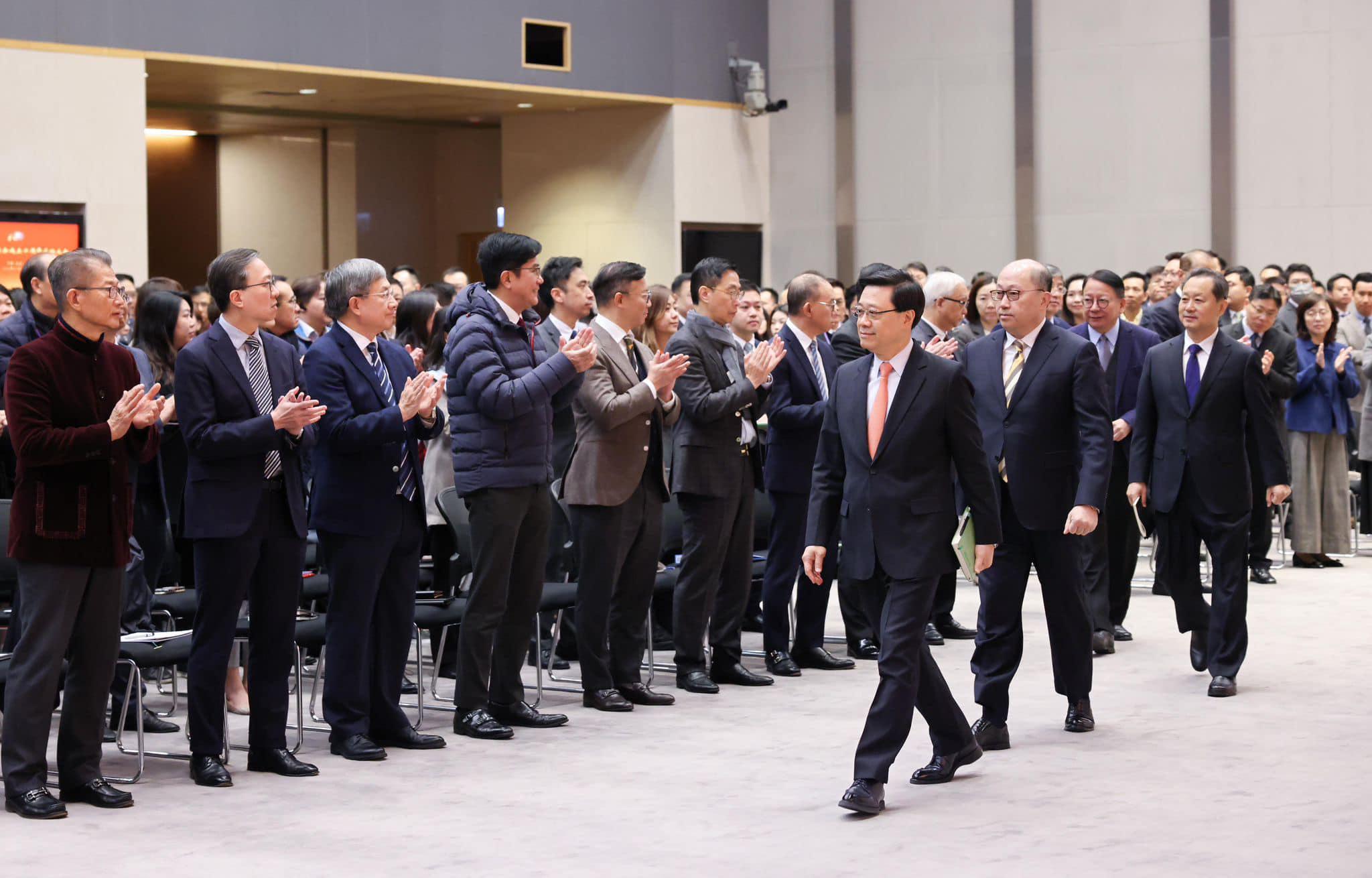 夏寶龍冀各界以香港和國家的「大我」作考慮點 不要計較「小我」的利益