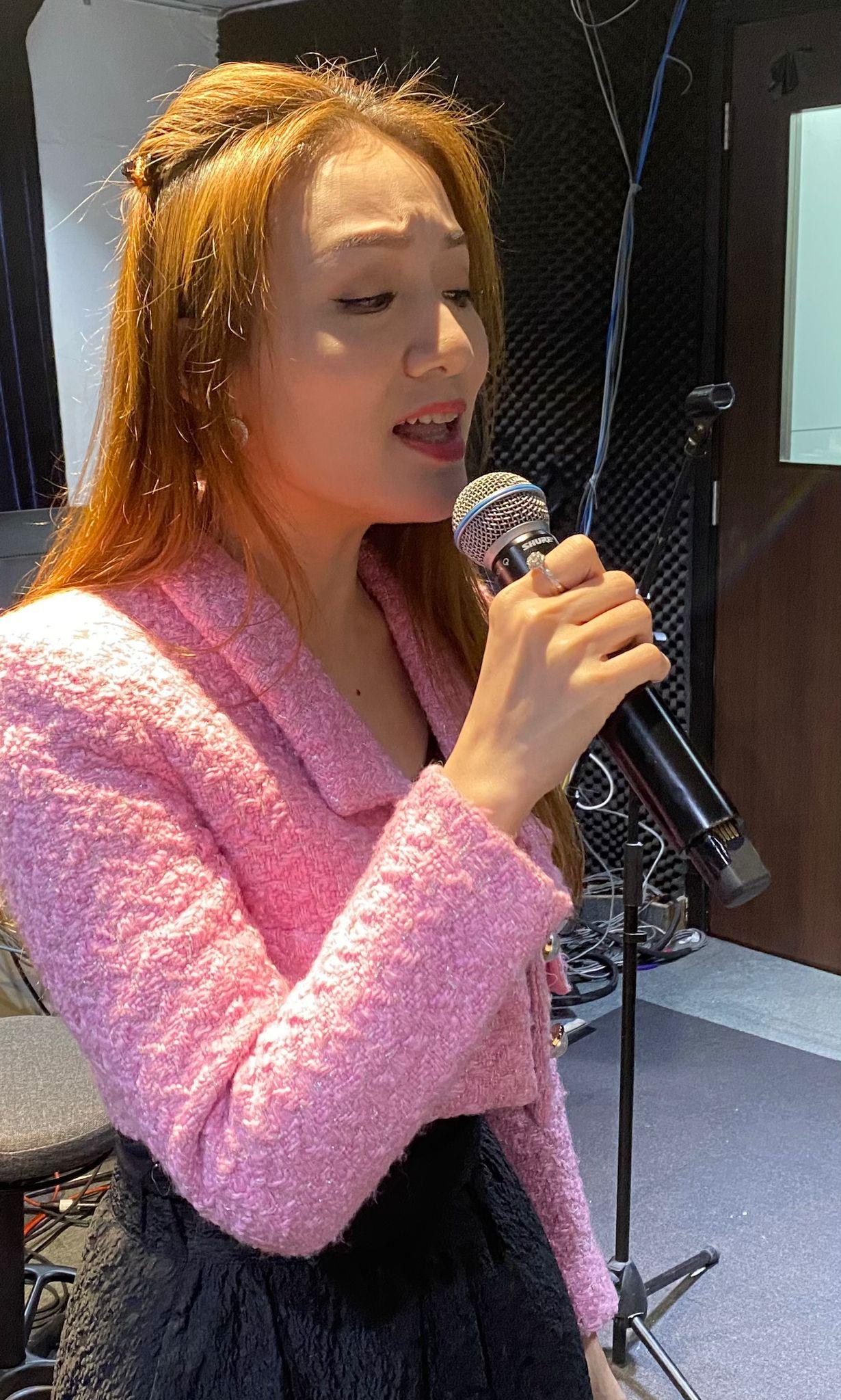 瑪姬為本周六在麥花臣場館舉行的個唱準備得如火如荼。