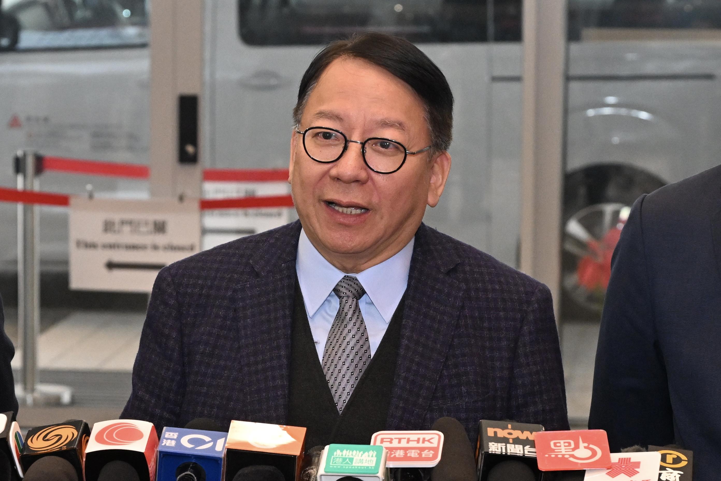 夏寶龍冀各界以香港和國家的「大我」作考慮點 不要計較「小我」的利益