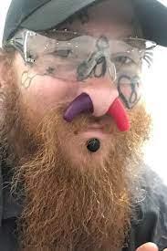 美國男子Colton Pifer 2.6cm鼻環洞打破健力士世界紀錄