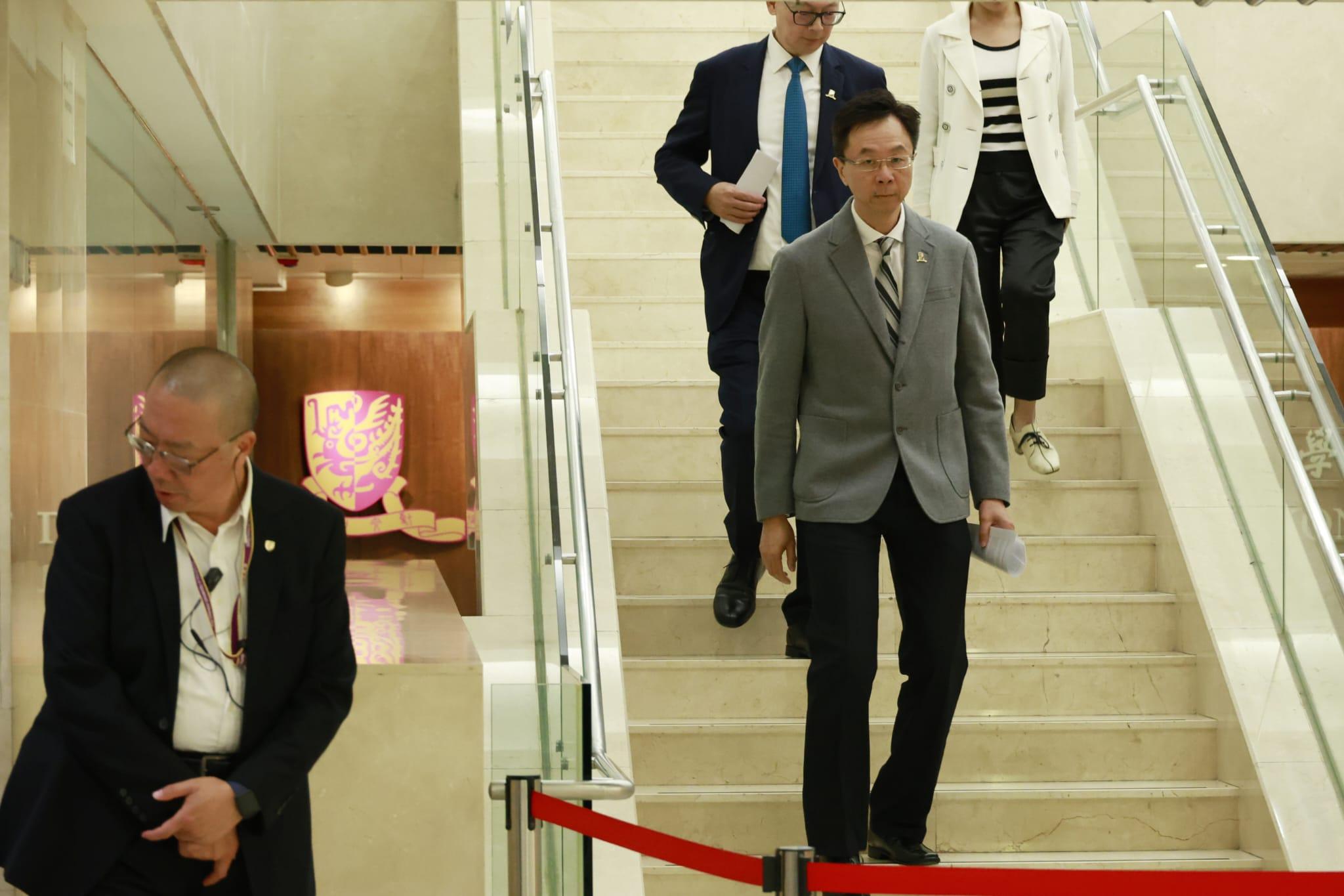 中大校董會主席查逸超指會上通過終止吳樹培聘用合約。(林俊源攝)