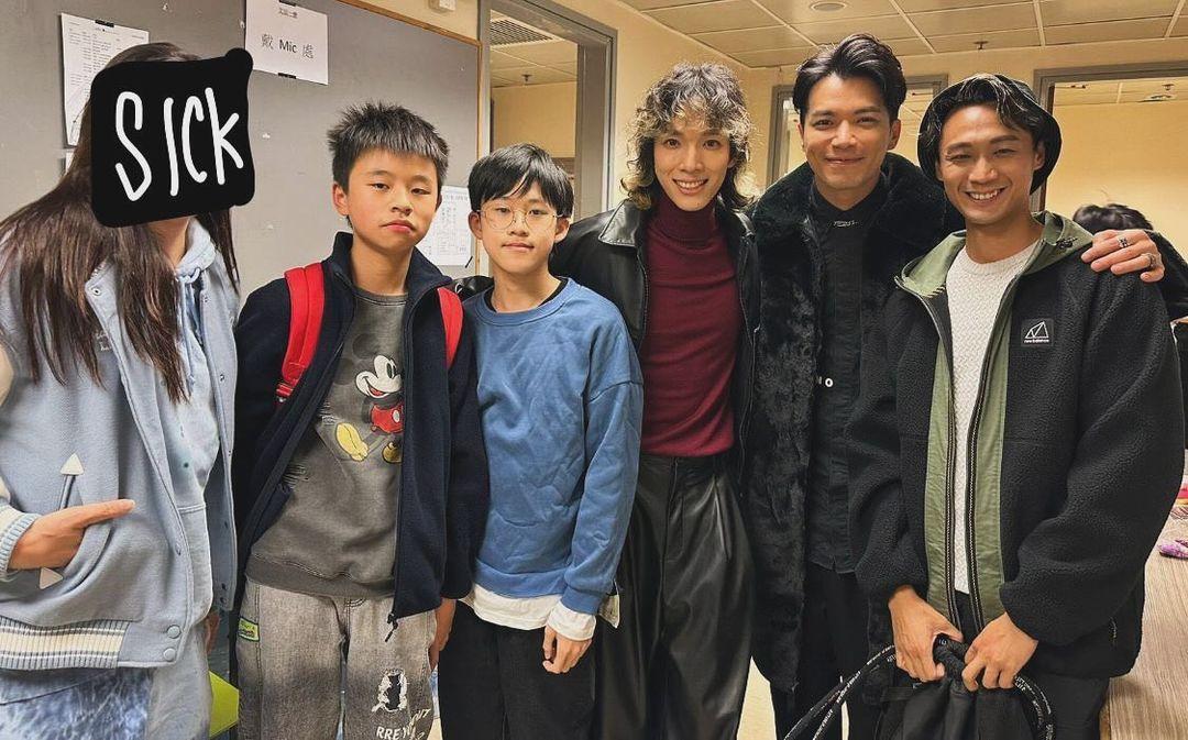 愛回家|Philip仔梁禹勤與送水輝一同欣賞「佐治哥哥」張明偉有份演出嘅《文田一會》音樂劇(Philip仔梁禹勤IG)