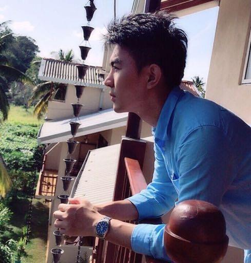 北京整容男醫生鄒翀高顏值爆紅(鄒翀微博)