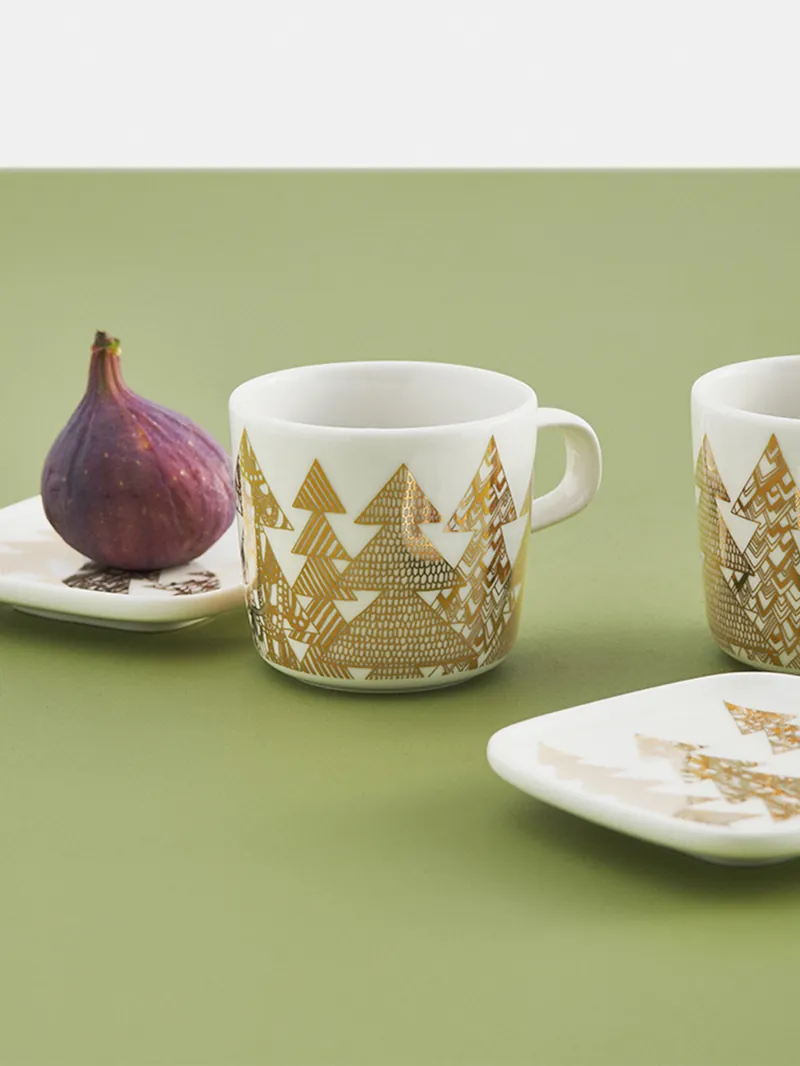 Kuusikossa 1pc 2DL cup & 1pc 10x10 plate set $500