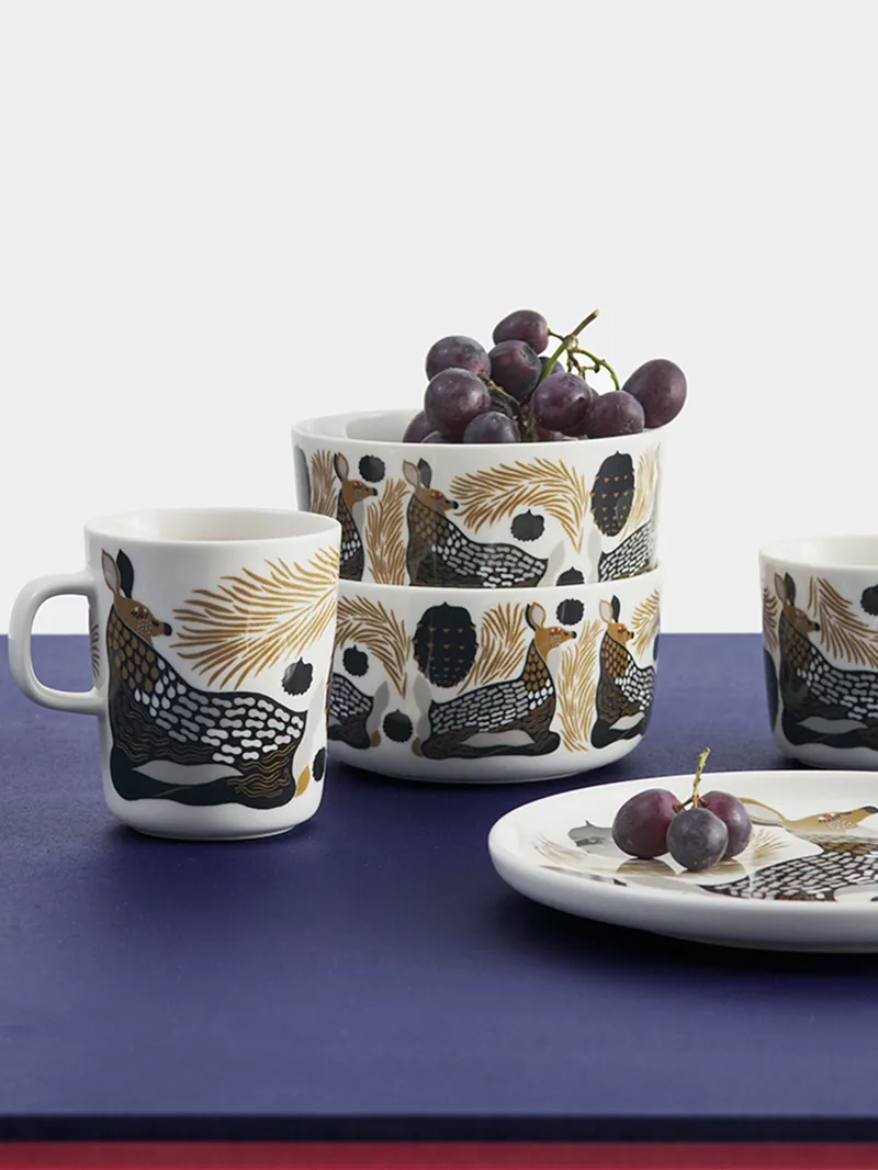 PEURA(DEER) 森林中奔跑的鹿