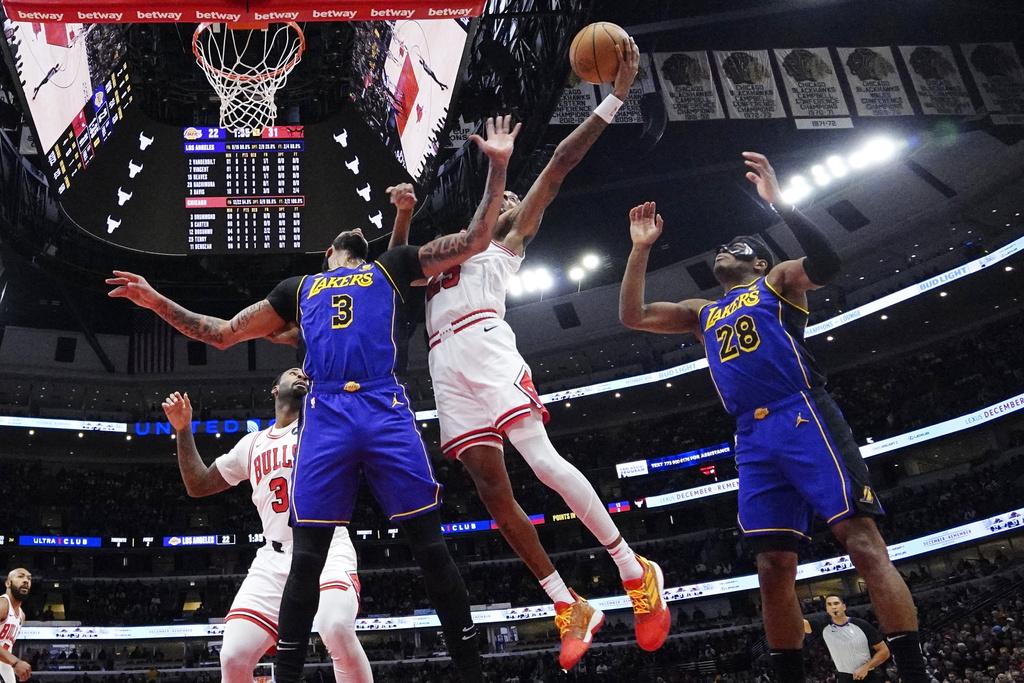 公牛124:108擊敗湖人。(美聯社)