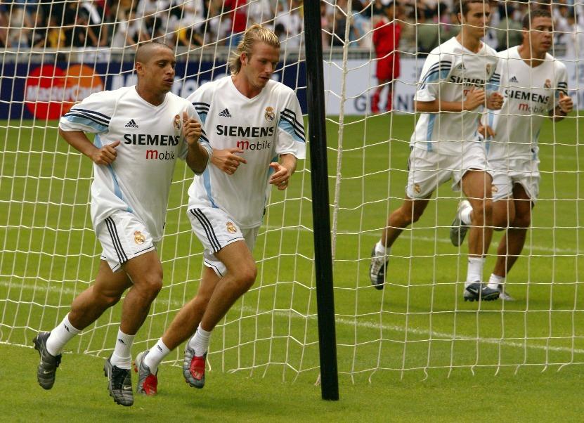 皇家馬德里2003年到訪香港,碧咸、朗拿度、卡路士等球星在香港大球場亮相。