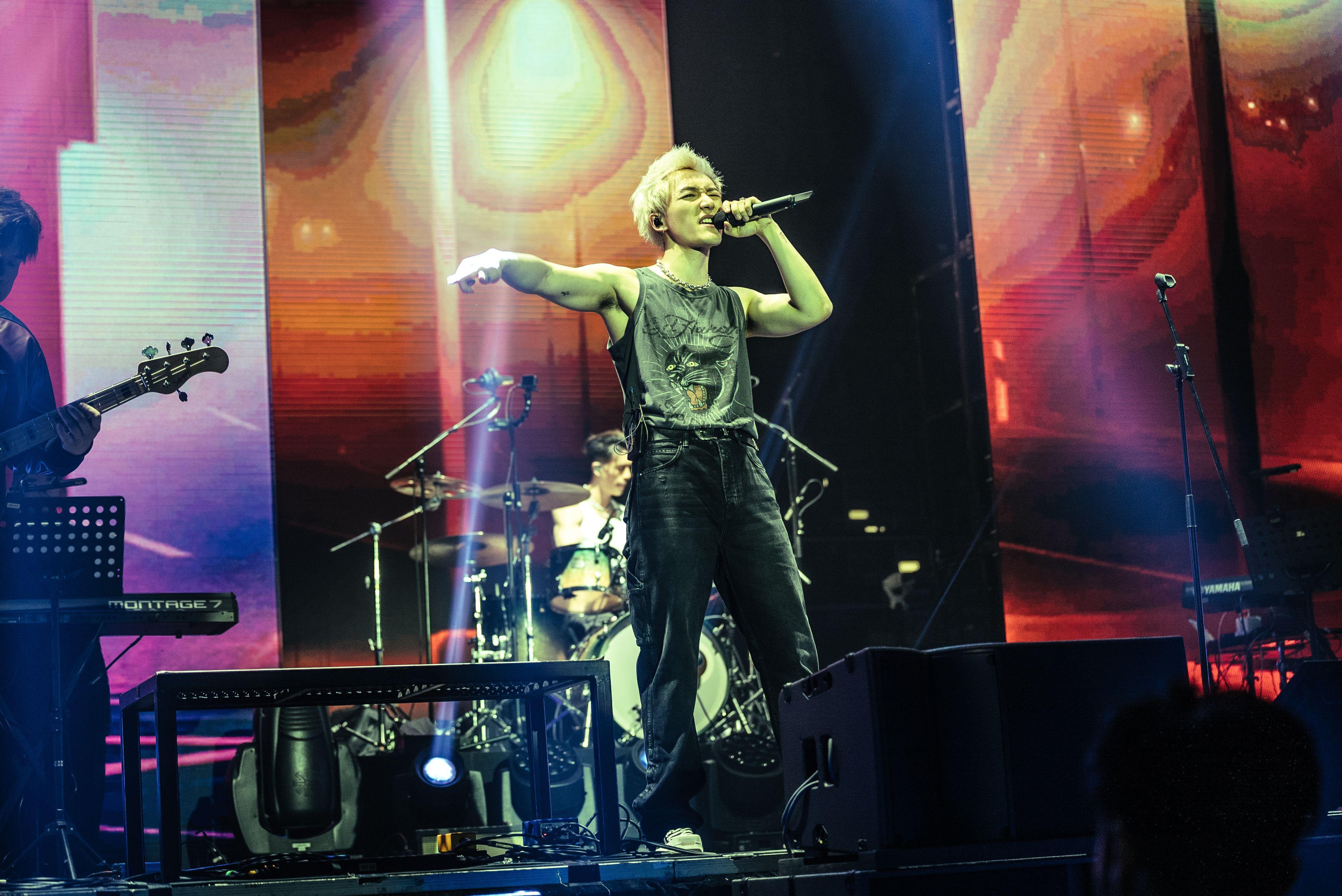 Live at the Big Top 音樂會 1月18日有Zpecial表演