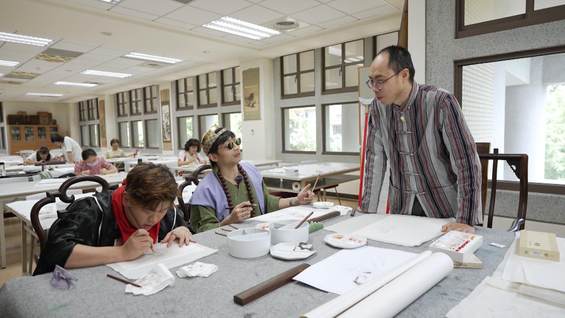 DeeGor和肥仔學畫佛畫