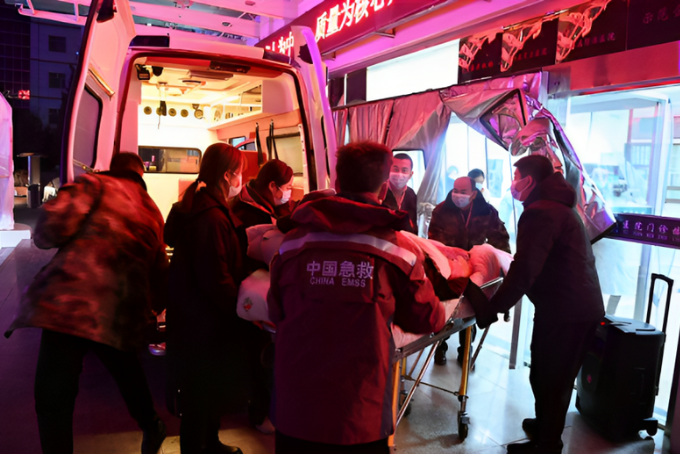 甘肅有86人喪生,96人受傷;青海省海東市有9死124人傷。(X)