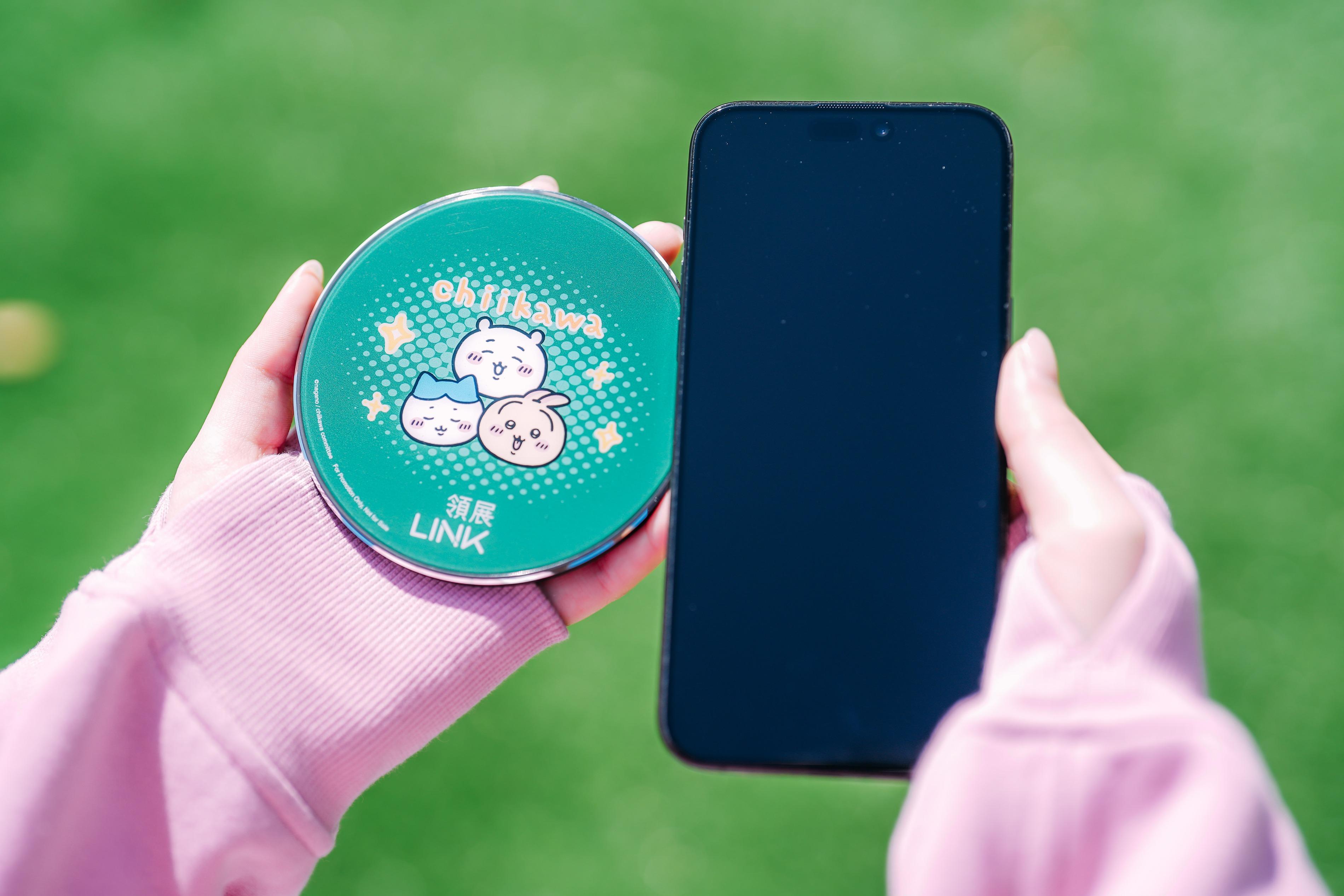 「Chiikawa 節日狂歡消費賞」,憑消費即可換領獨家限定Chiikawa小可愛精美禮品。