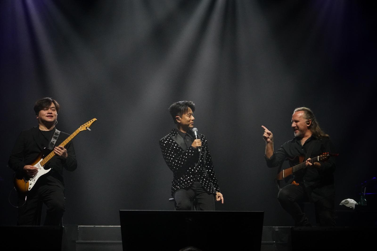 李克勤今年完成香港紅館、澳門、新加坡等地個唱,並順利完成美國4場演出。