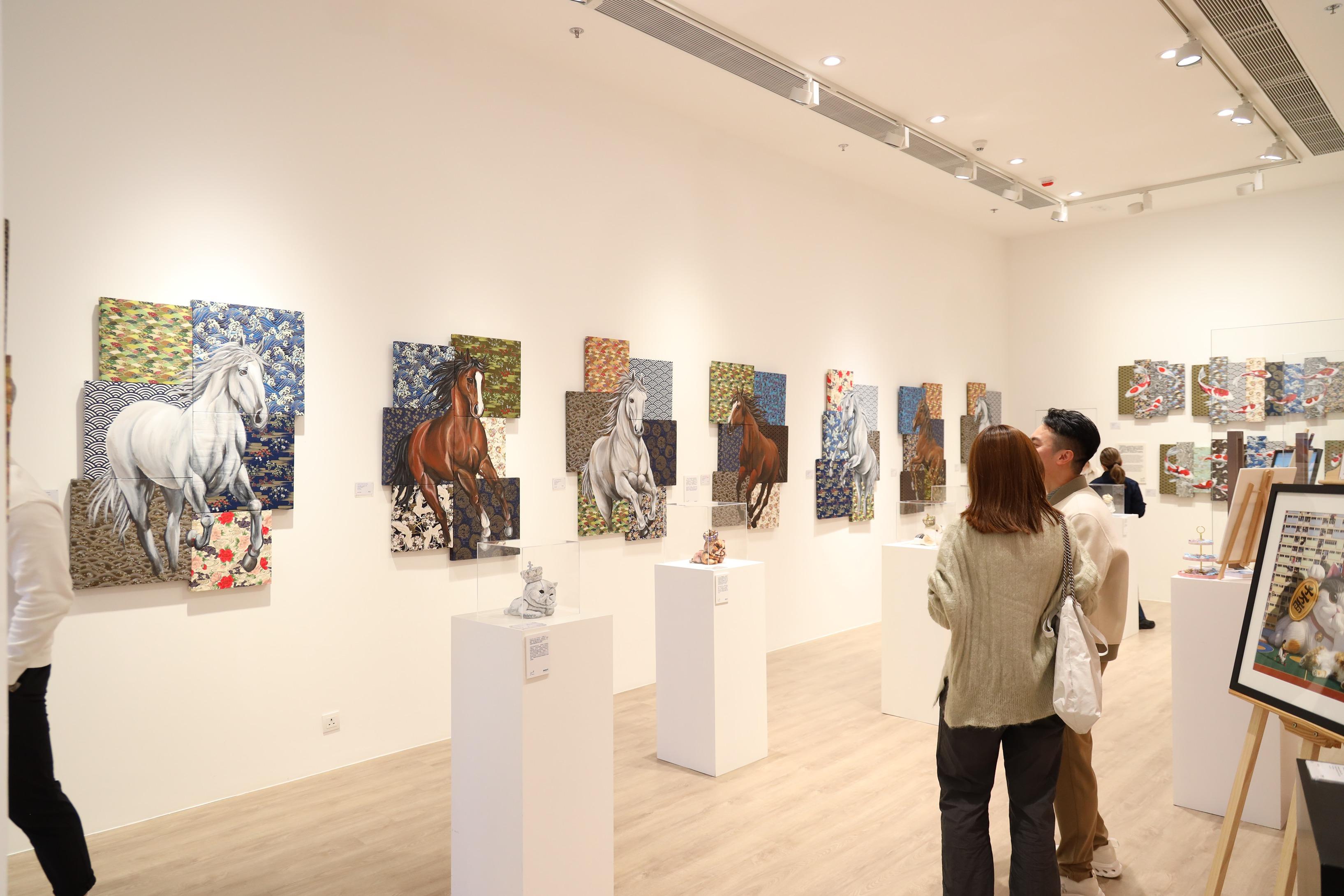 LeonLollipop「Fortunate Visionary」跨年藝術展覽,焦點包括以駿馬為主題的最新「八駿圖Horse Mosaic」系列。