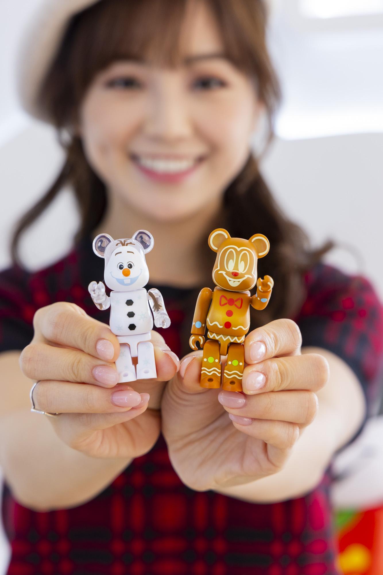 期間限定店推出BE@RBRICK Gingerbread Mickey Mouse及BE@RBRICK Olaf限定玩偶及周邊貨品