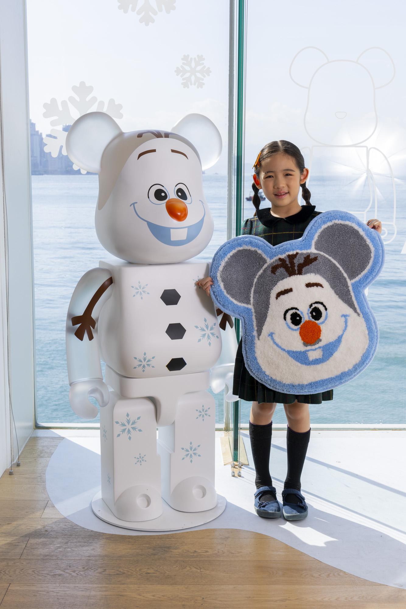 期間限定店推出BE@RBRICK Gingerbread Mickey Mouse及BE@RBRICK Olaf限定玩偶及周邊貨品