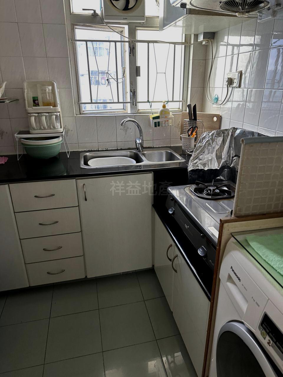 廚房光猛開揚。(代理提供)