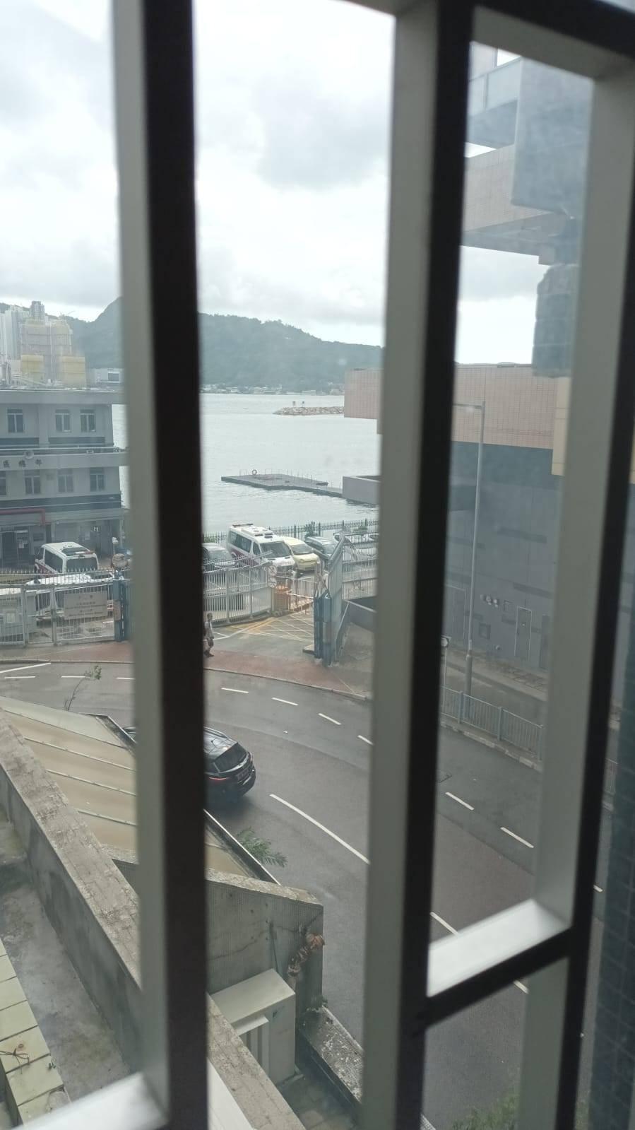 單位可望部分海景。(代理提供)