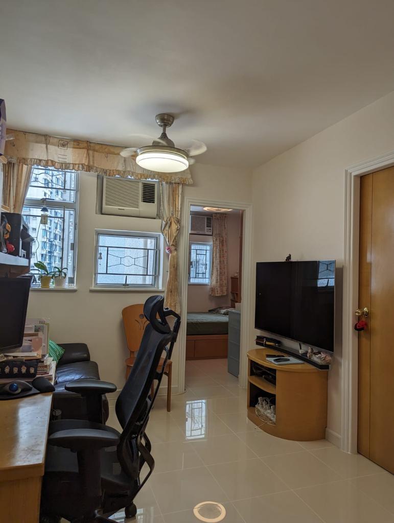 單位間隔四正,沒有多餘的走廊位。(代理提供)