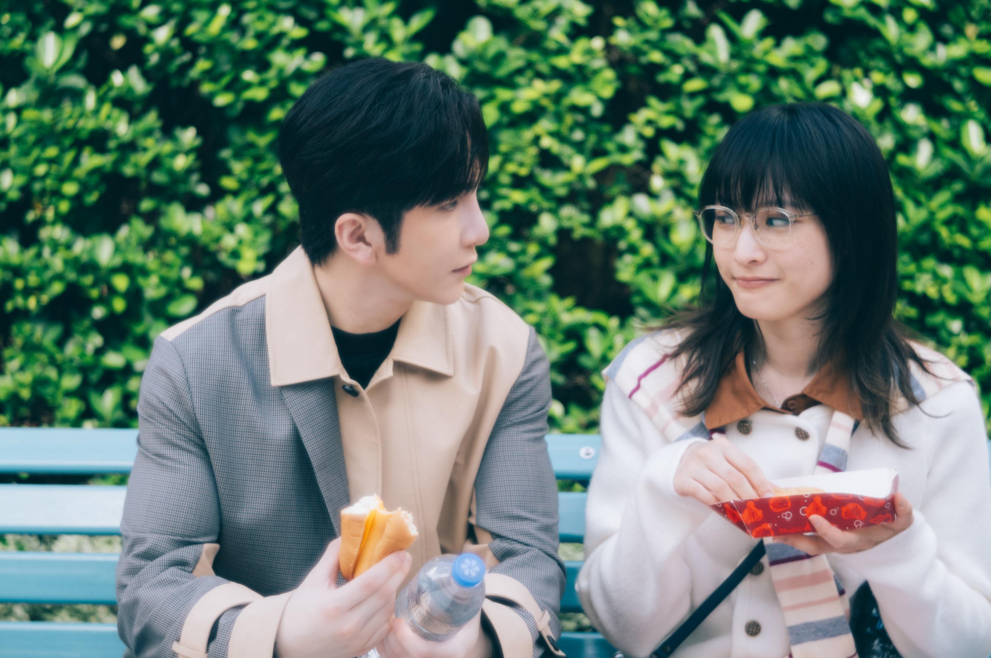 陳漢娜與Anson Lo在港版《社內相親》合演情侶。