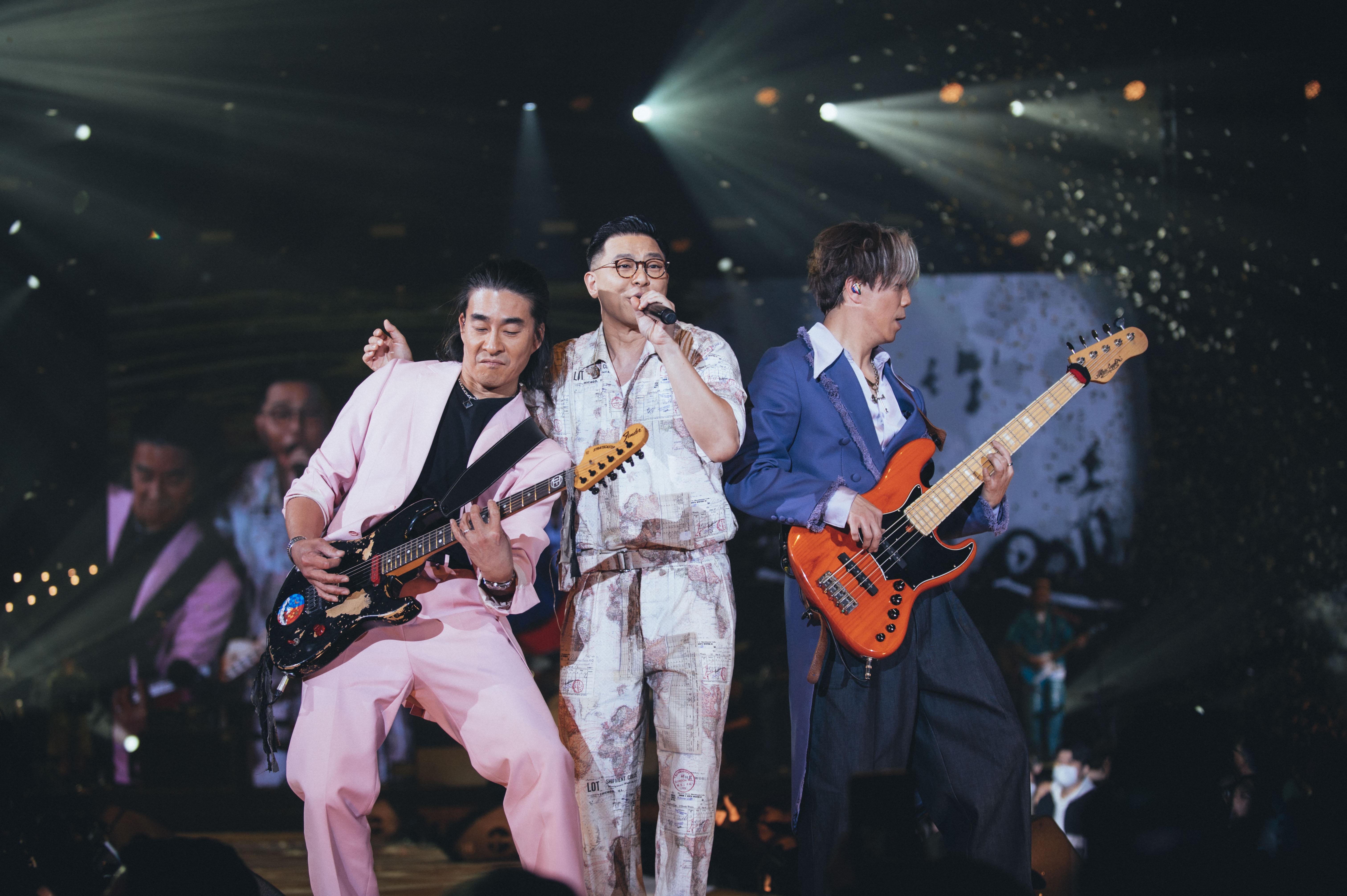 RubberBand在九展Star Hall的第二場《Juntos音樂會》,與樂迷共度難忘溫暖的聖誕節。