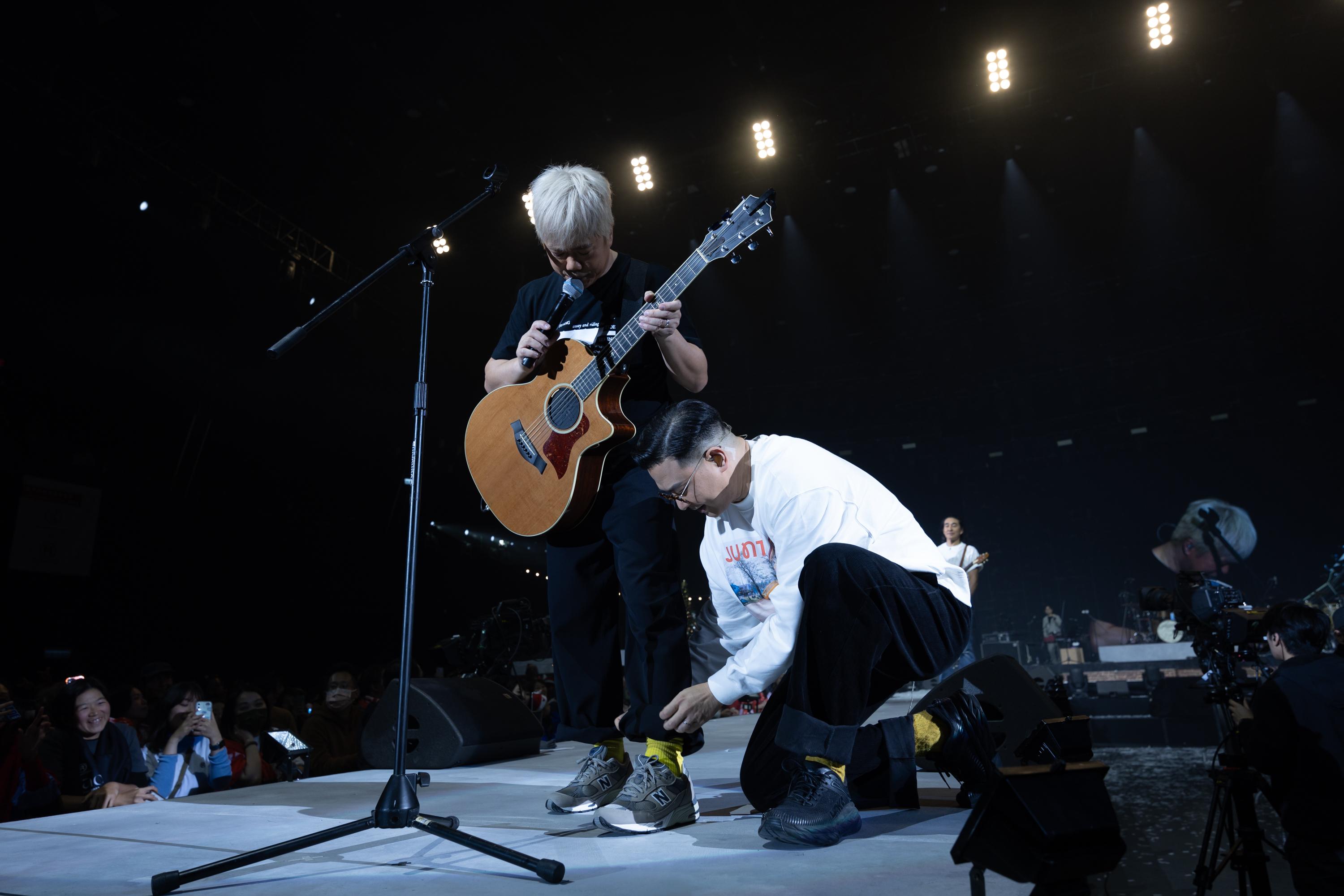 6號窩心地為泥鯭摺褲腳,據知聖誕當晚黃心穎低調入場支持丈夫。