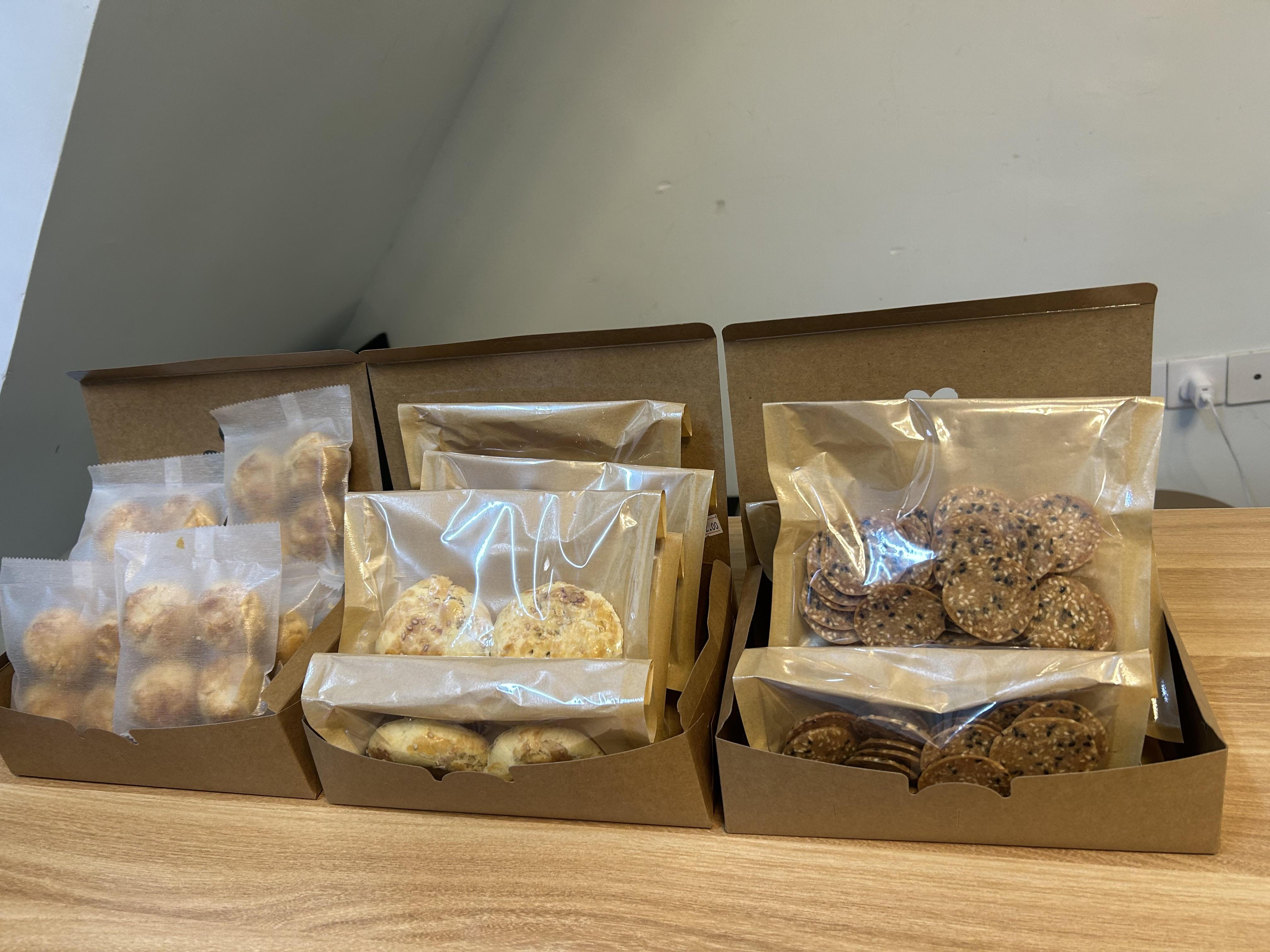 紀念品店有各類紀念品出售。(朱慧恩攝)