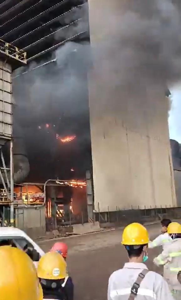 印尼中蘇拉威西省一間中資鋼鐵廠今日(24日)發生爆炸,造成至少13死38傷,死者包括8名印尼籍及5名中國籍工人。