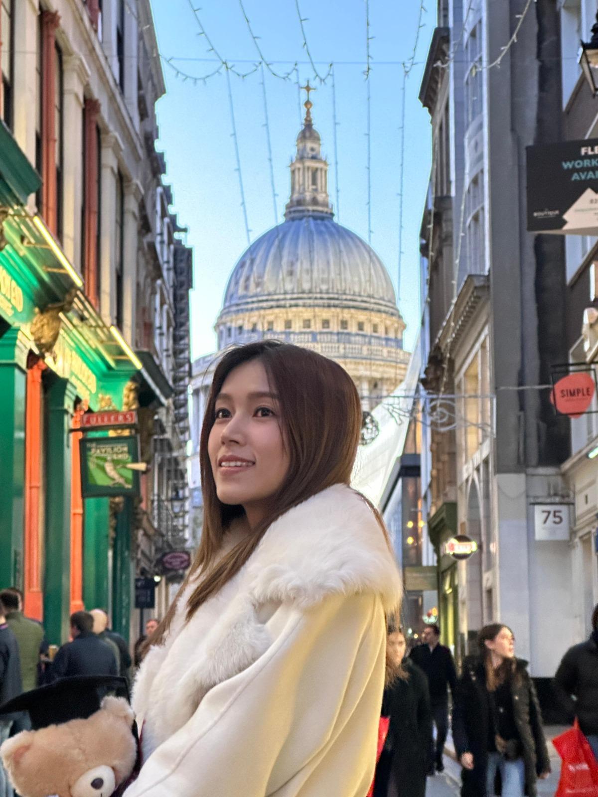 傅嘉莉在英國遇上好天氣(傅嘉莉IG)