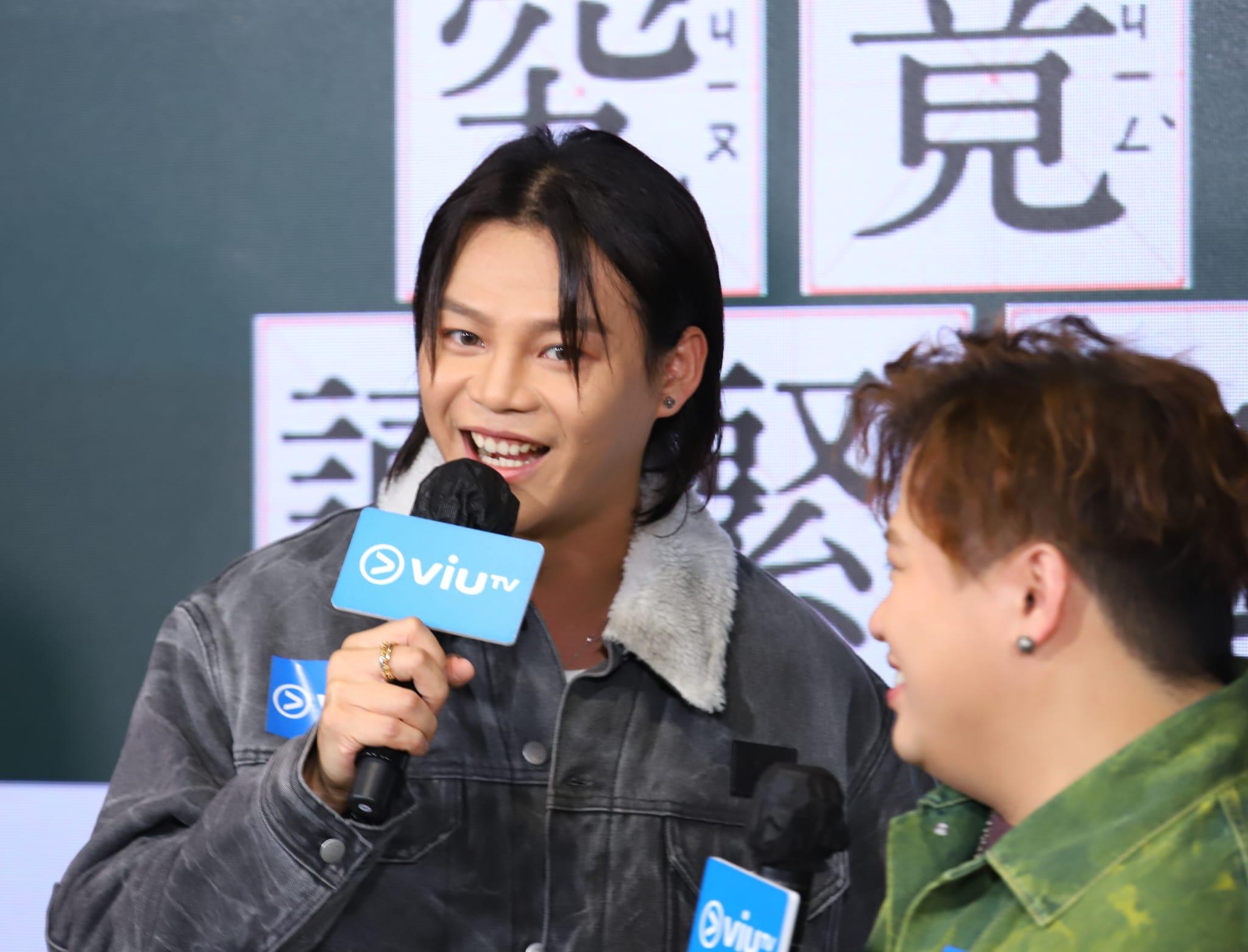 ERROR受訪談及《究竟讀緊乜》的拍攝趣事,繼續發揮訪問大暴走本色。(羅錦鴻攝)