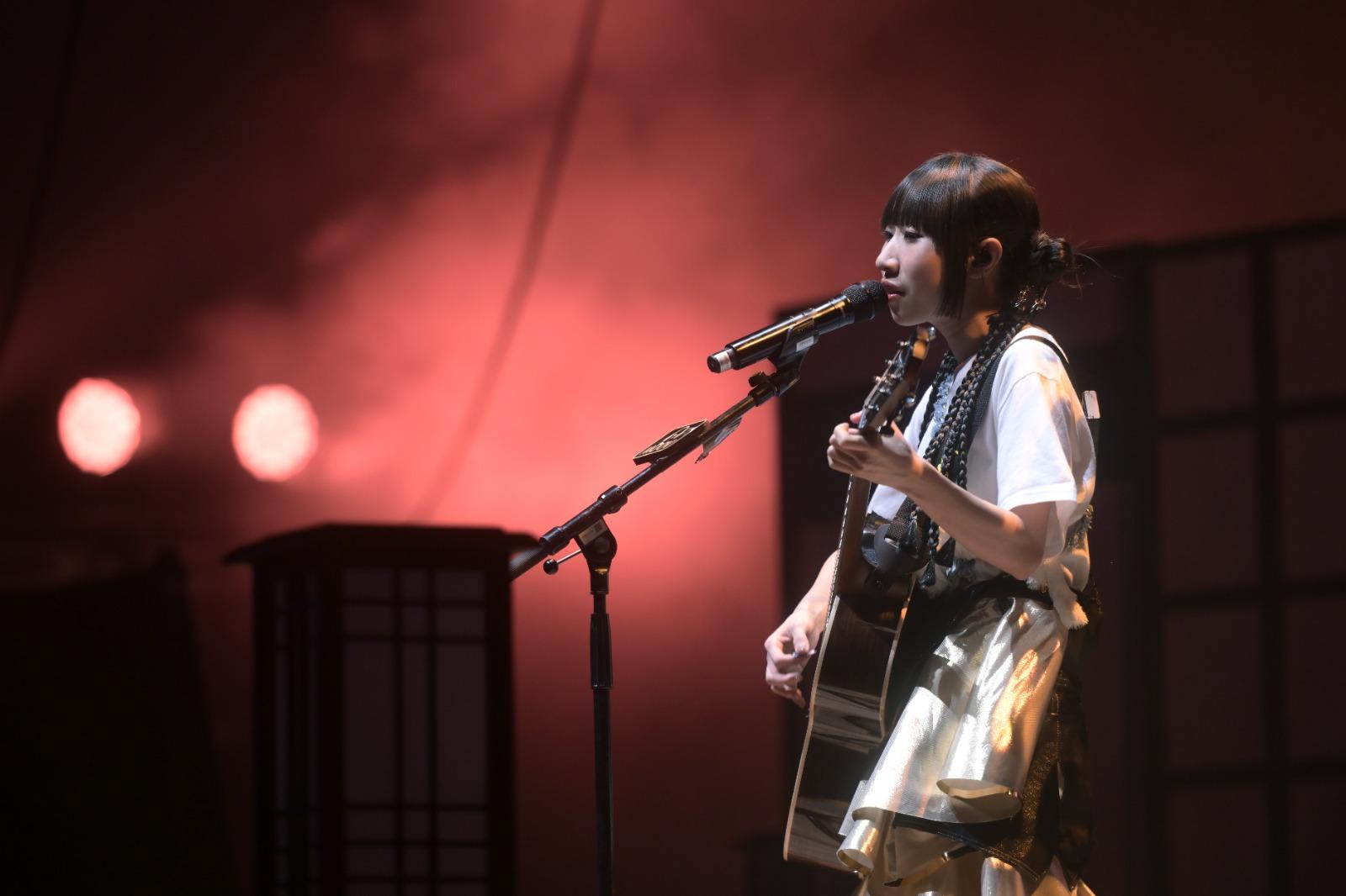 出道4年的麗英於麥花臣場館舉行首個個人音樂會《MOOV Live 麗英》。