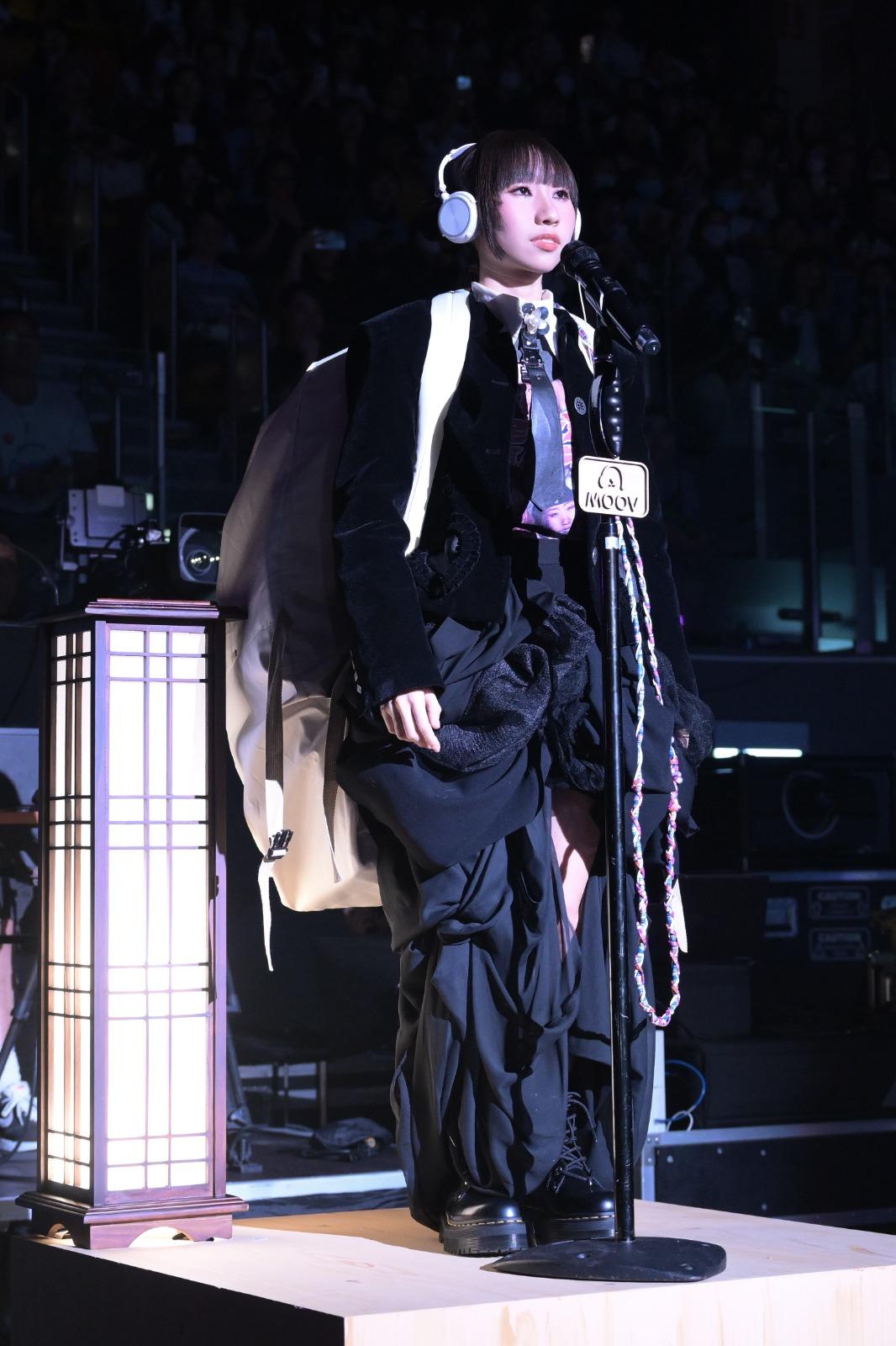 出道4年的麗英於麥花臣場館舉行首個個人音樂會《MOOV Live 麗英》。