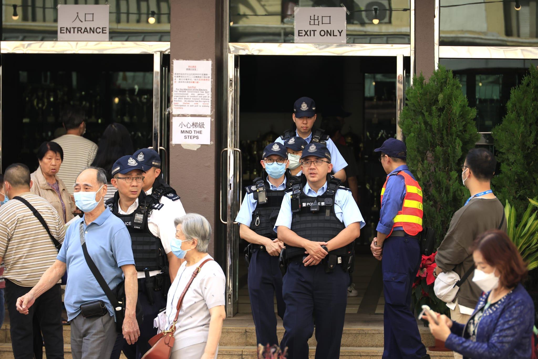 區議會選舉2023|區選今日投票 首三小時近40萬人投票 投票率9.21%(持續更新) (林俊源攝)