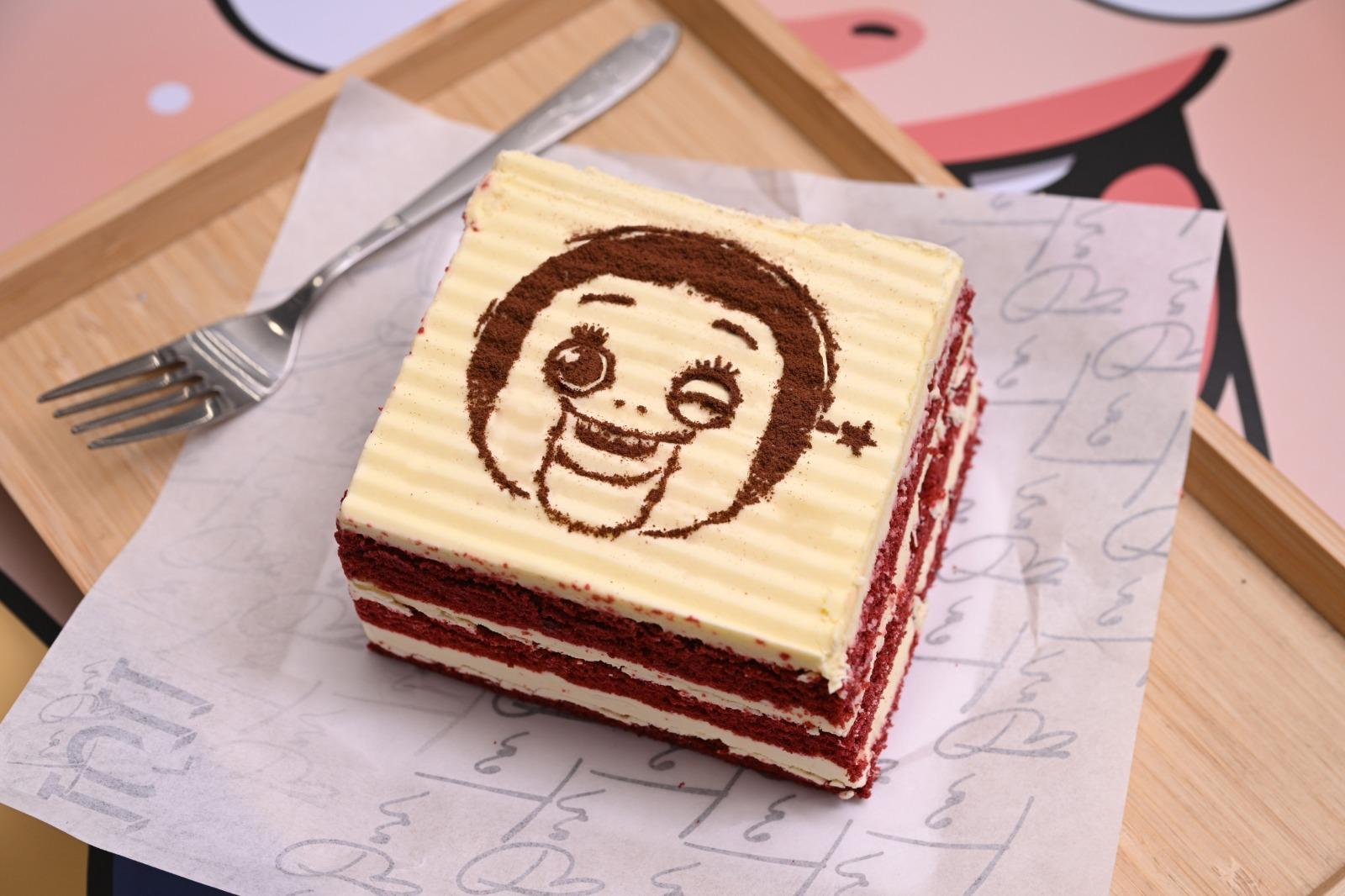 灑粉紅絲絨蛋糕(HK$68) *期間限定店(荃灣店)獨家發售