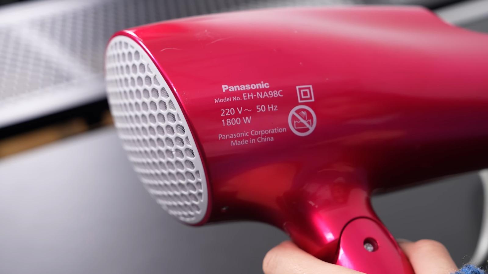 旅行充電器|旅行插頭不會轉電壓,要帶電器去旅行 就要留意電壓