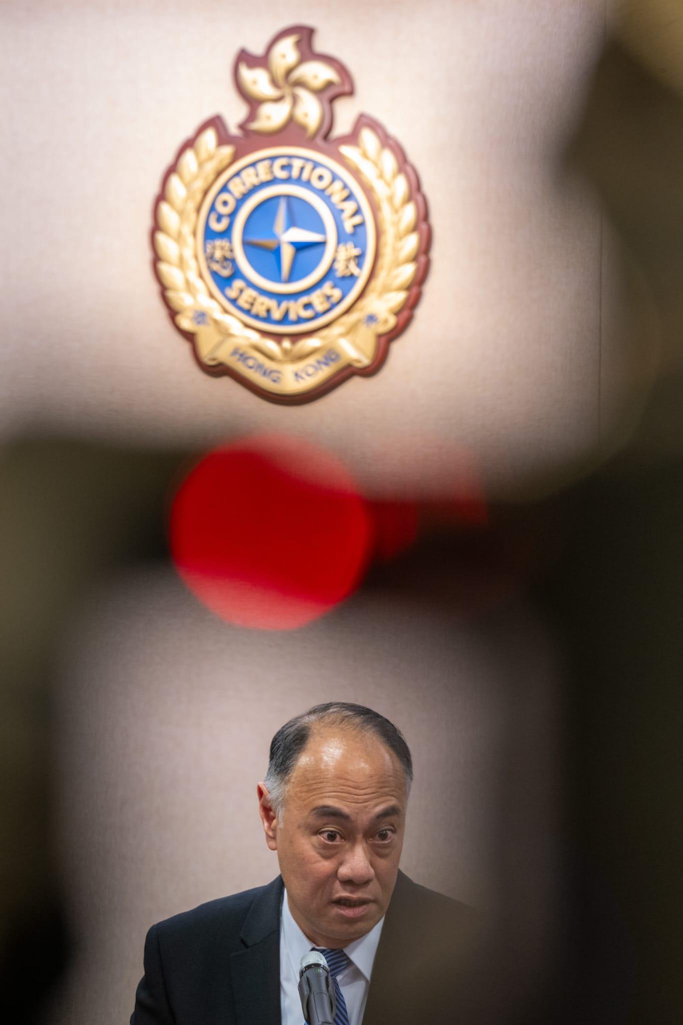 鍾翰林違監管令赴英尋庇護 懲教署:已發召回令及通緝 外交部:必依法追究 (更新)