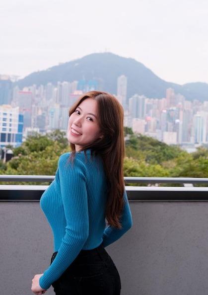 波波黃婧靈身材突出,一度於TVB多個節目中曝光(波波黃婧靈IG)