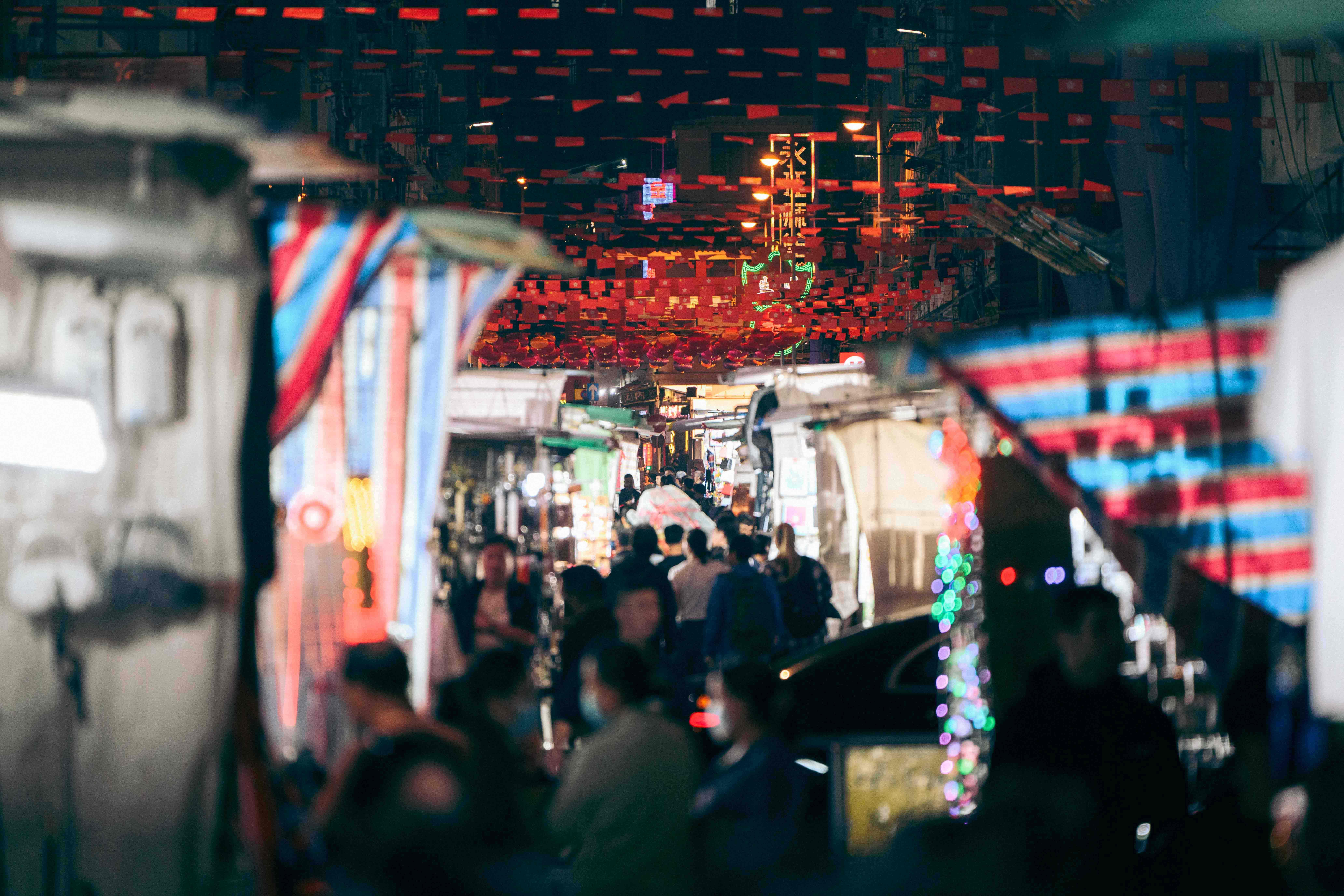 旅發局邀請「小紅書博主」穿梭廟街 大讚吃喝玩樂一條龍