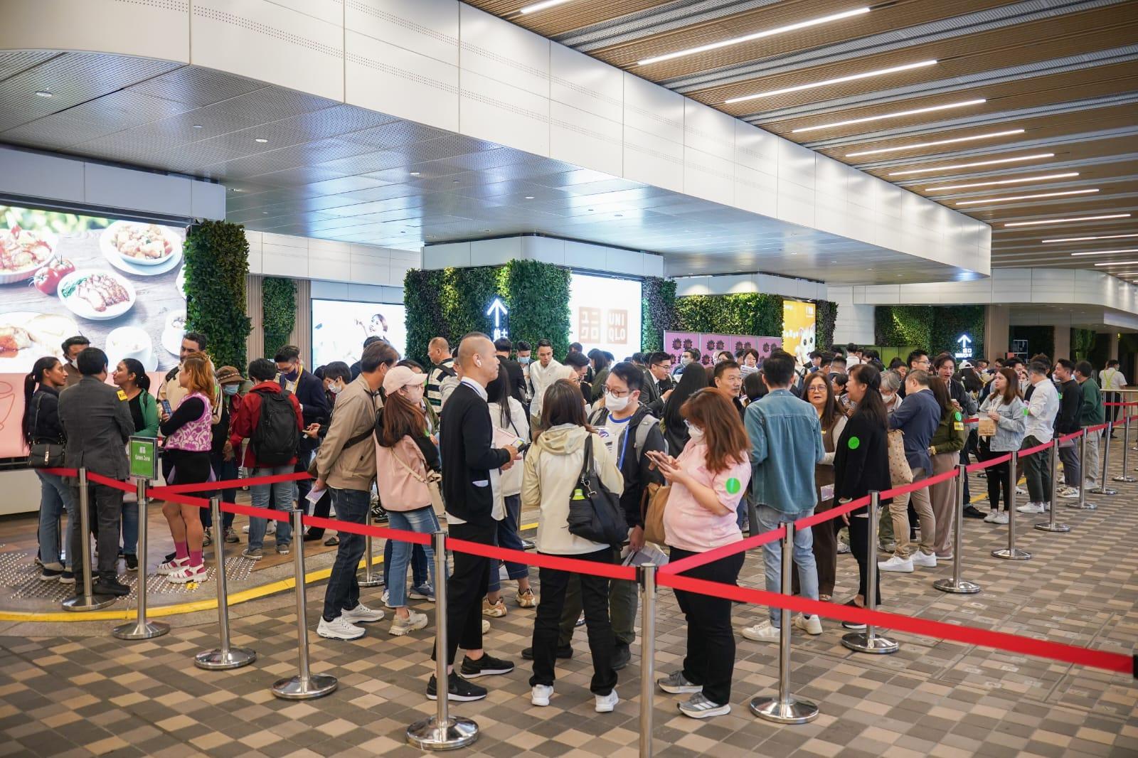 YOHO WEST開售|首輪即日沽338伙 吸金約17億 新地:最快日內加推|天水圍新盤