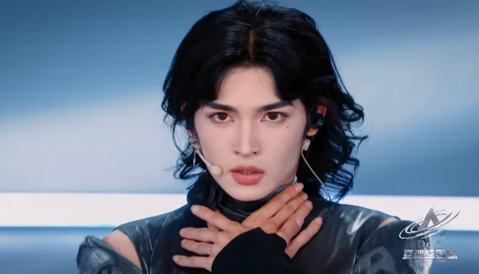 亞洲超星團|愛合Albert今年20歲,身高188cm(《亞洲超星團》截圖)