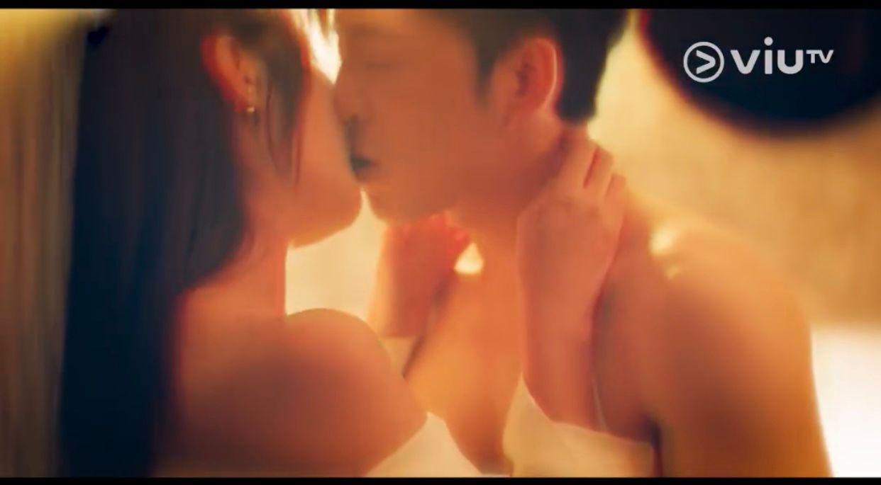 Edan肉搏沈殷怡,還原韓版經典一幕。