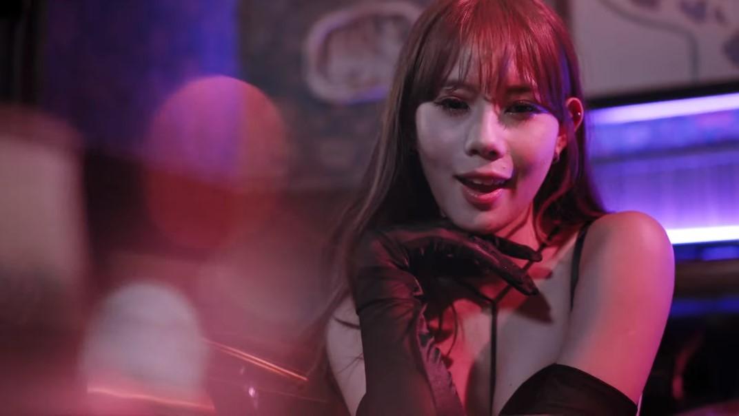 EOS新歌《Sexy Dangerous》本周五於各音樂平台上架。