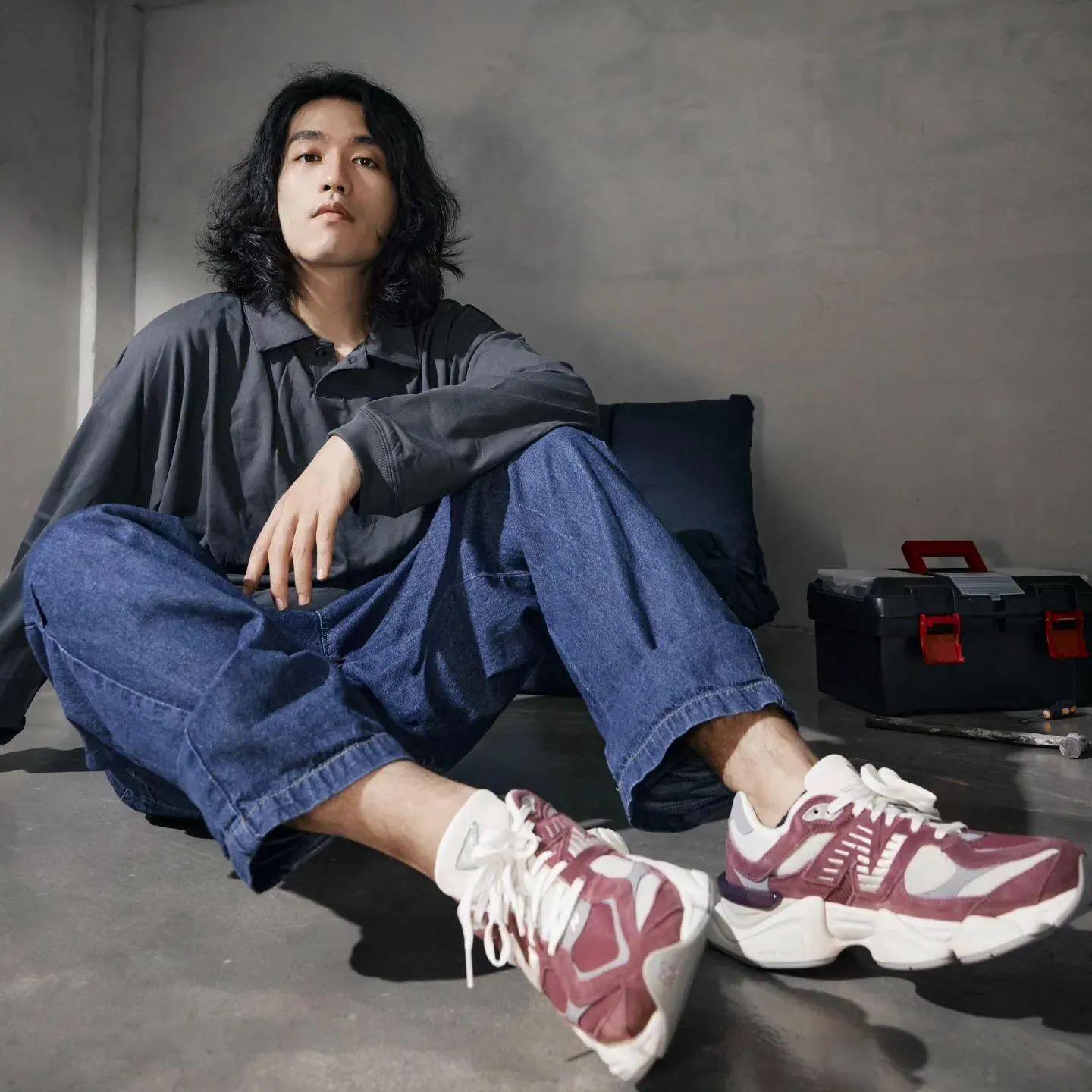 台灣最帥YouTuber RJ被指扮單身騙女生開房