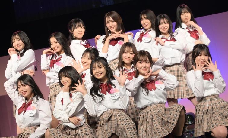 日本最可愛高中女生14名全國決賽入圍者。(互聯網)