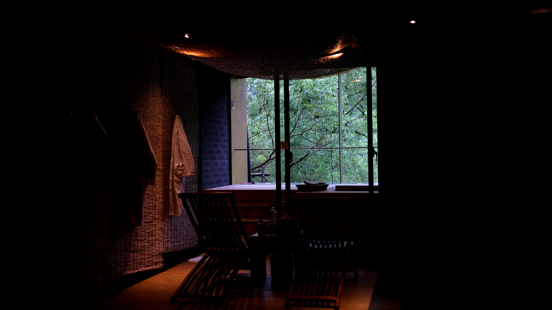 設有五種森林系湯屋